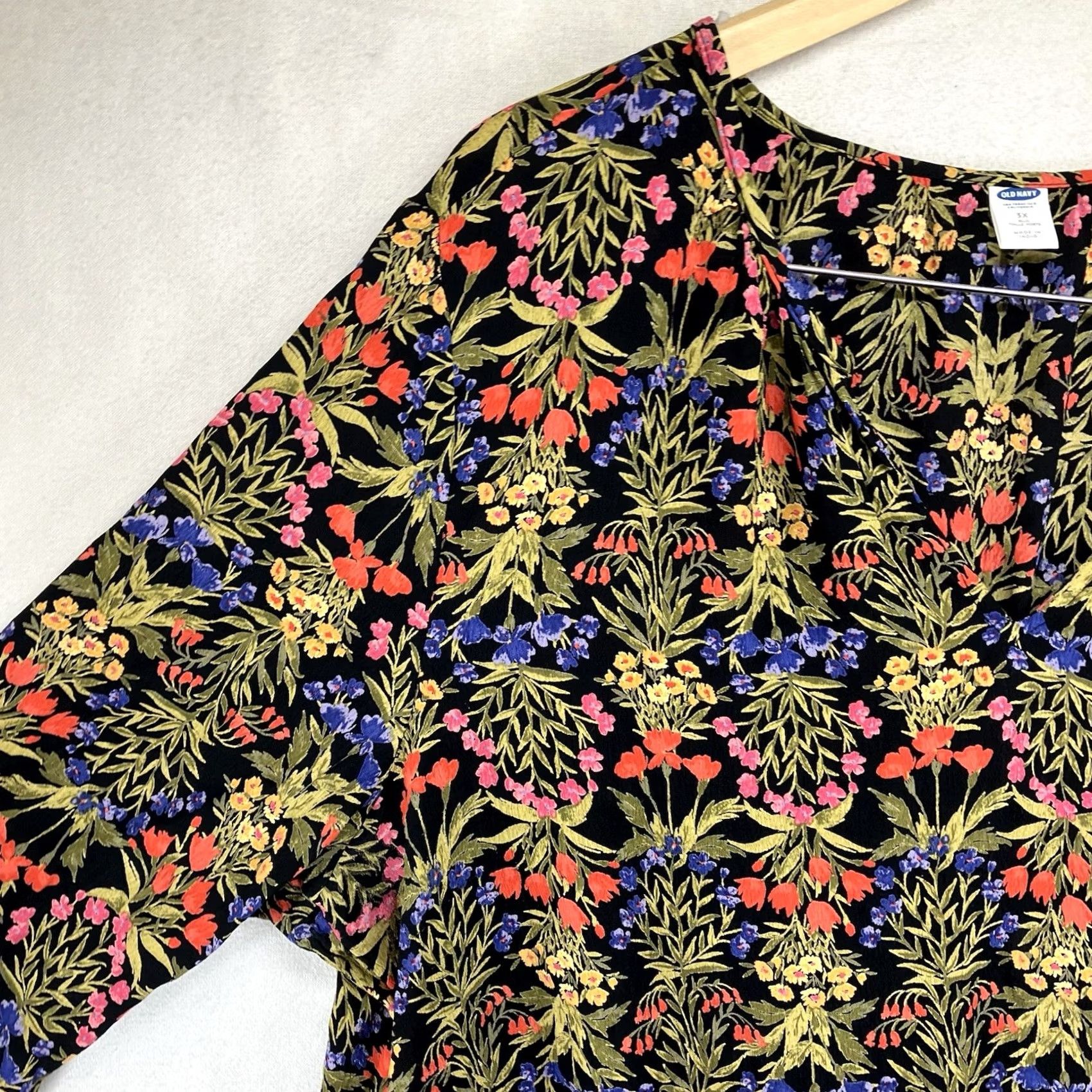 Old Navy VINTAGE? No, not vintage. Old Navy Women's Blouse Shirt? Size XXL / US 16-18 / IT 52-54 - 5 Thumbnail