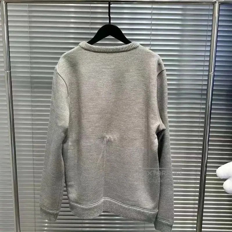 Fendi Fendi Men's XL Gray Long Sleeve Sweatshirt . Size US XL / EU 56 / 4 - 2 Thumbnail