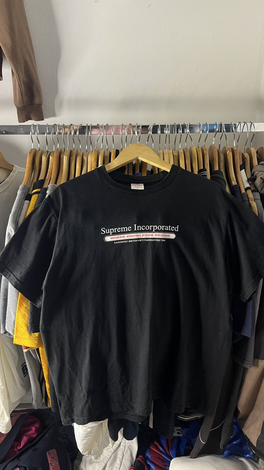 Supreme SUPREME INCORPORATED Size US M / EU 48-50 / 2 - 1 Thumbnail