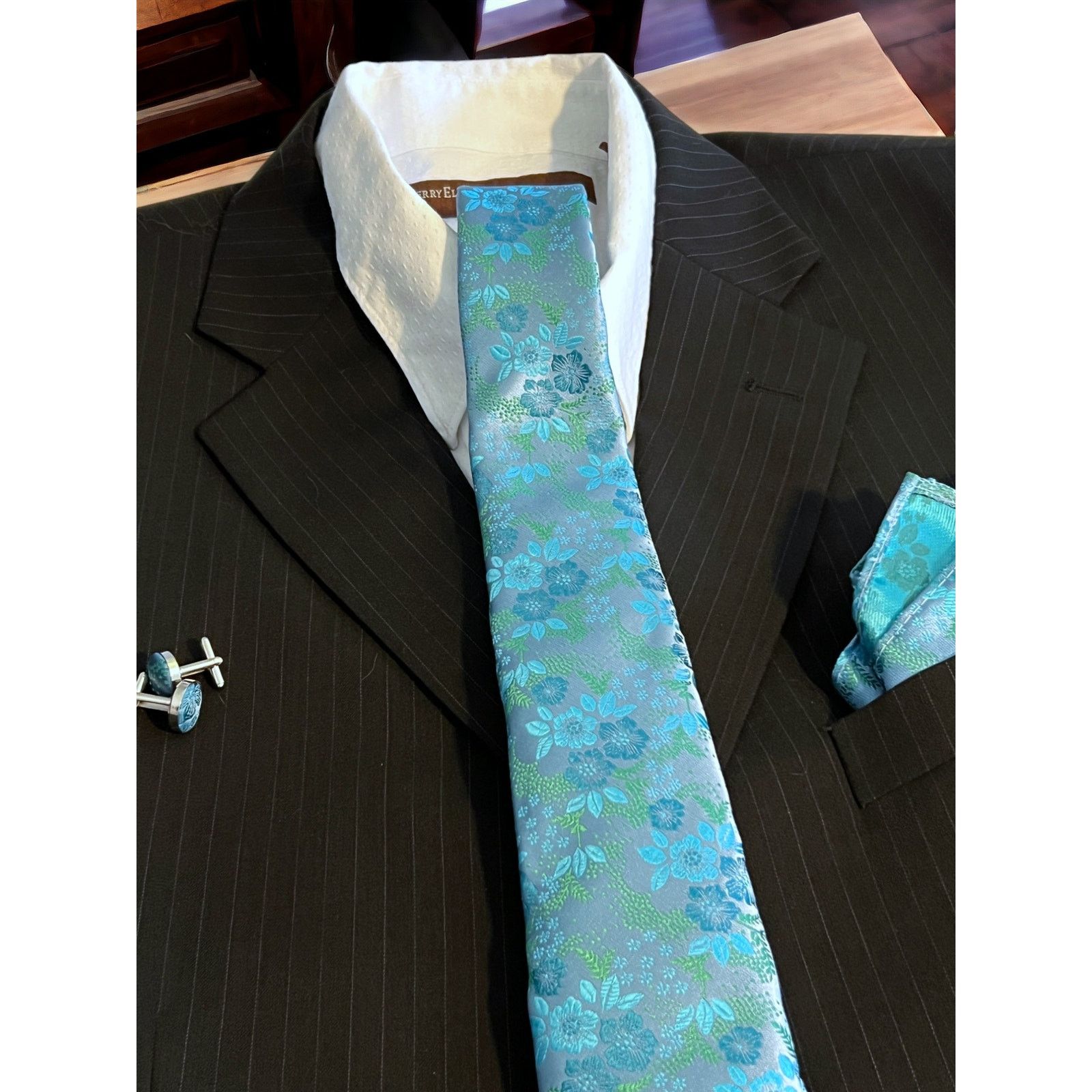 Other Men’s 3 Piece Tie Set Teal Cyan Tie Pocket Square Cufflinks Size ONE SIZE - 1 Thumbnail