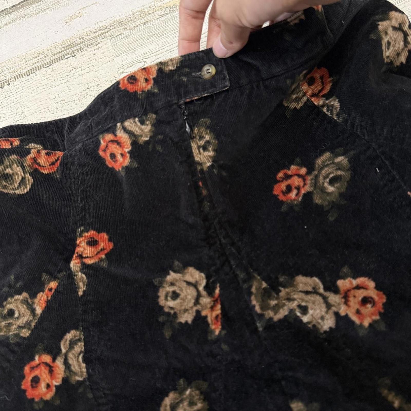 Free People Free People Cottage Floral Skirt Size 4 Size 27" / US 4 / IT 40 - 3 Thumbnail