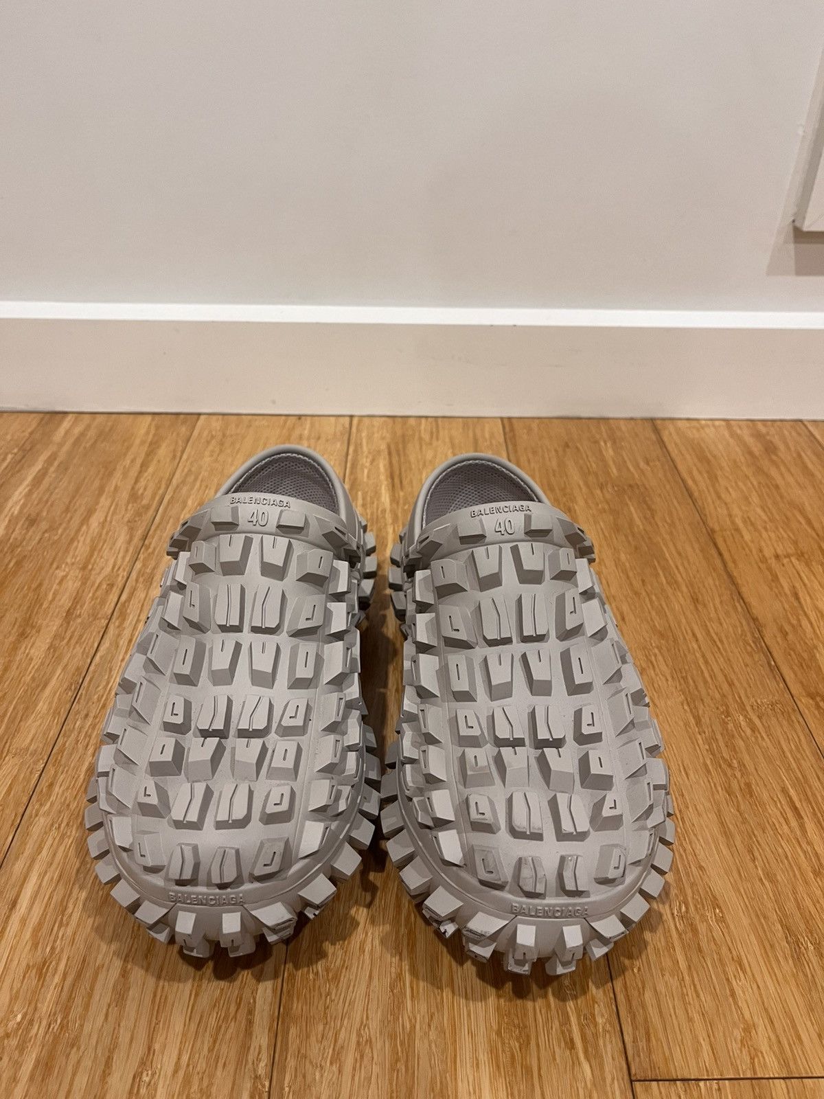 Balenciaga Defender Clog Size US 7 / EU 40 - 2 Thumbnail