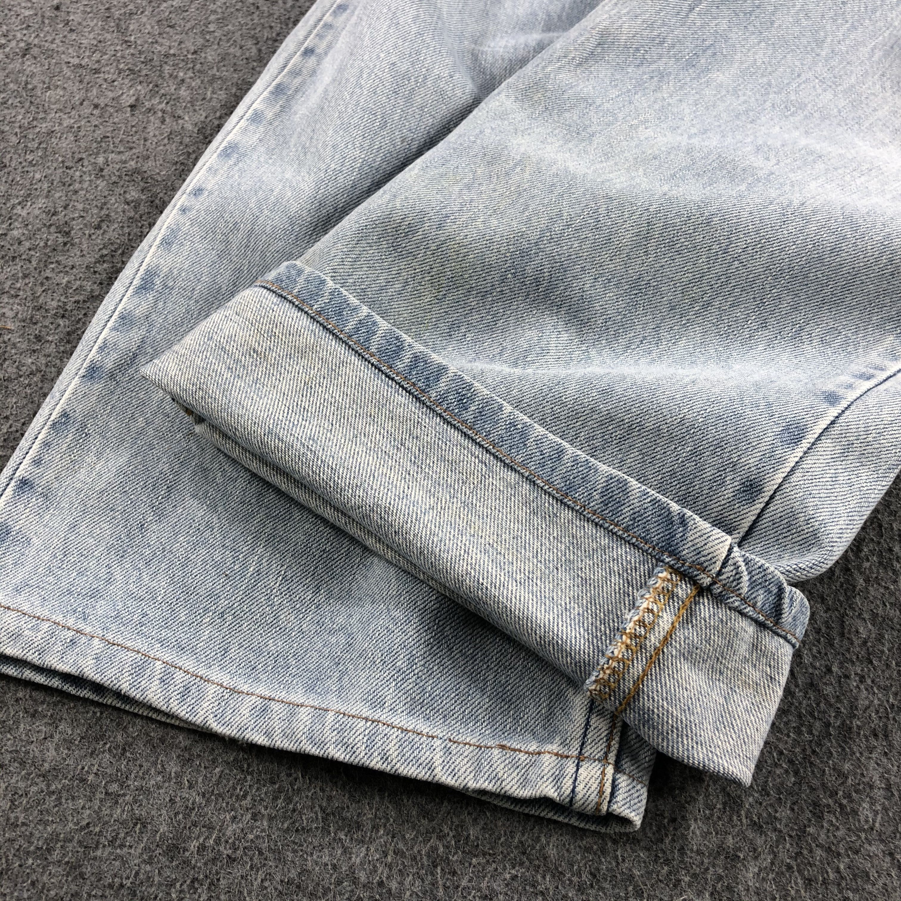 Levi's Vintage 90s Light Wash Levis Jeans-J1915 Size US 32 / EU 48 - 7 Thumbnail
