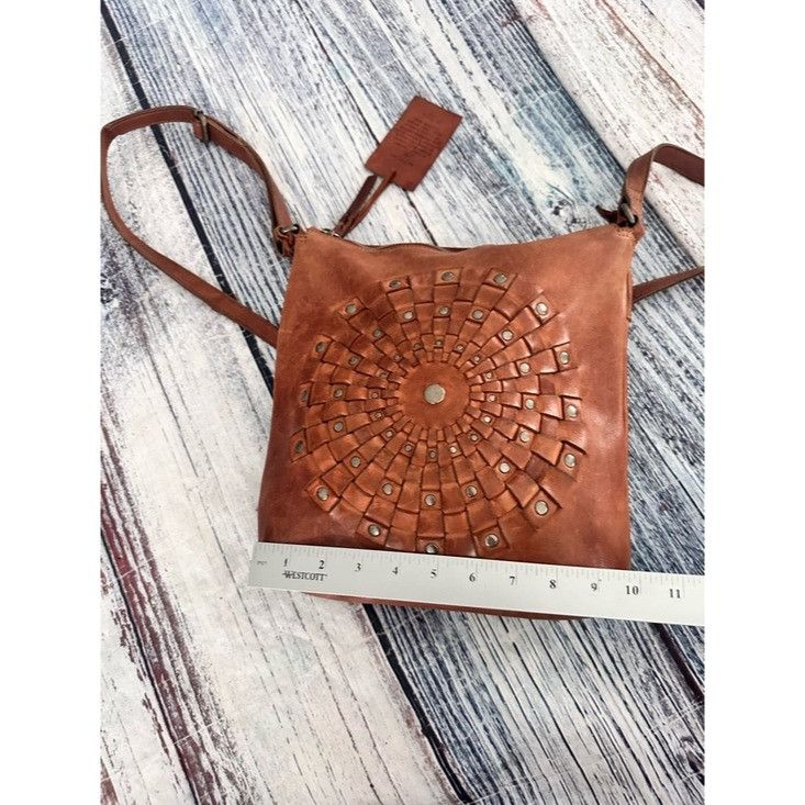 Other Vilenca Holland Tan Leather Crossbody Bag with Circular Weav Size ONE SIZE - 7 Thumbnail