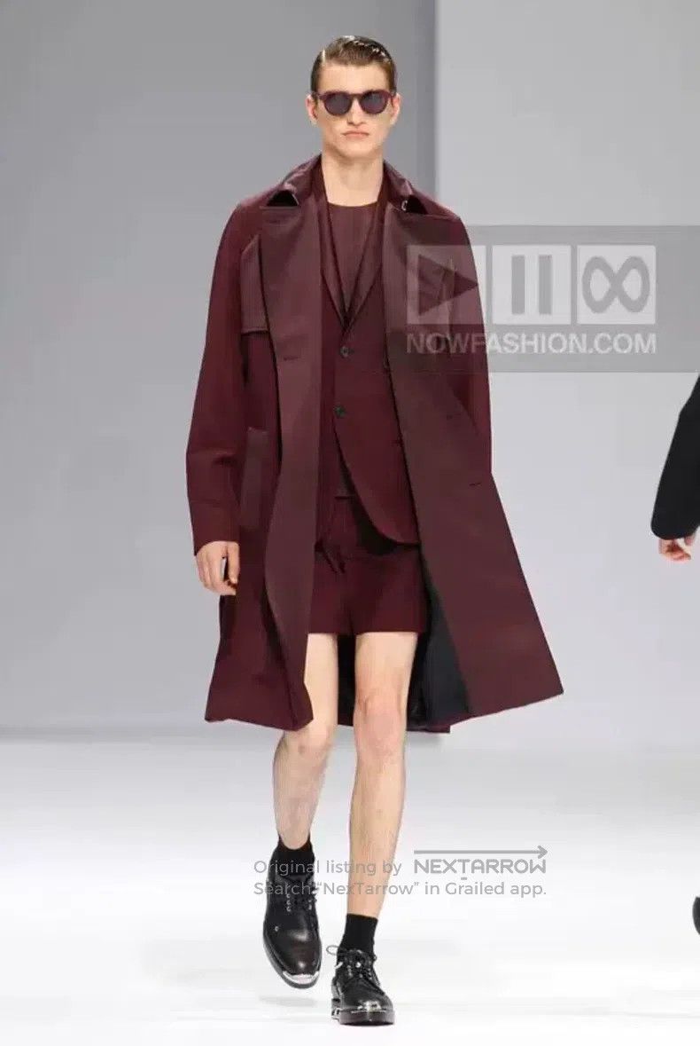 Dior Dior Burgundy satin notched lapel suit Size US S / EU 44-46 / 1 - 8 Thumbnail