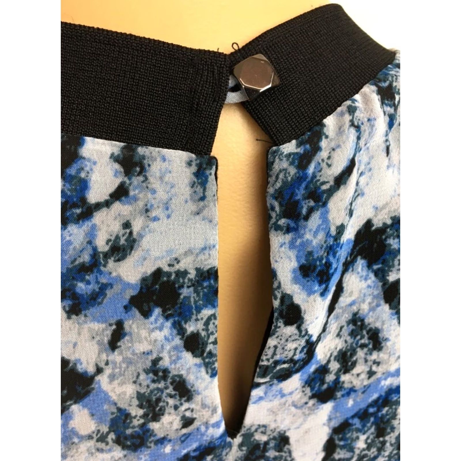 Vintage Rachel Roy Blouse Sleeveless XS Blue Keyhole Lined Hi-Low Rattlesnake Womens Size XS / US 0-2 / IT 36-38 - 4 Thumbnail