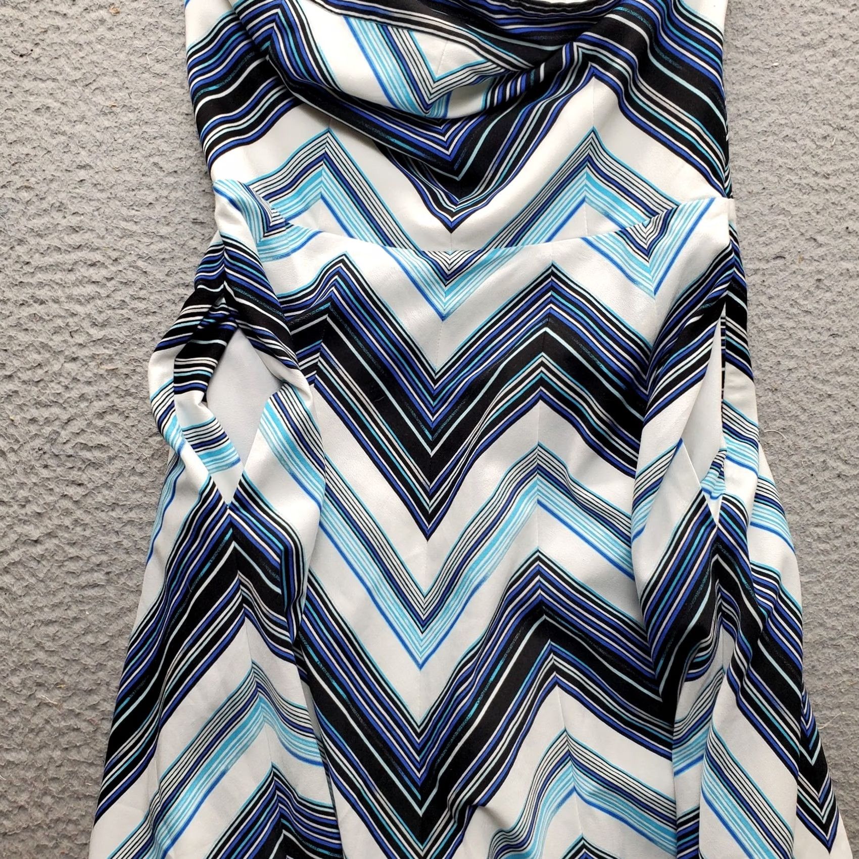 White House Black Market White House Black Market Mini Dress Womens 00 Multi Chevron Print Spaghetti Strap Sleeveless Square Neck Short Dress Size XXS / US 00 / IT 34 - 7 Thumbnail