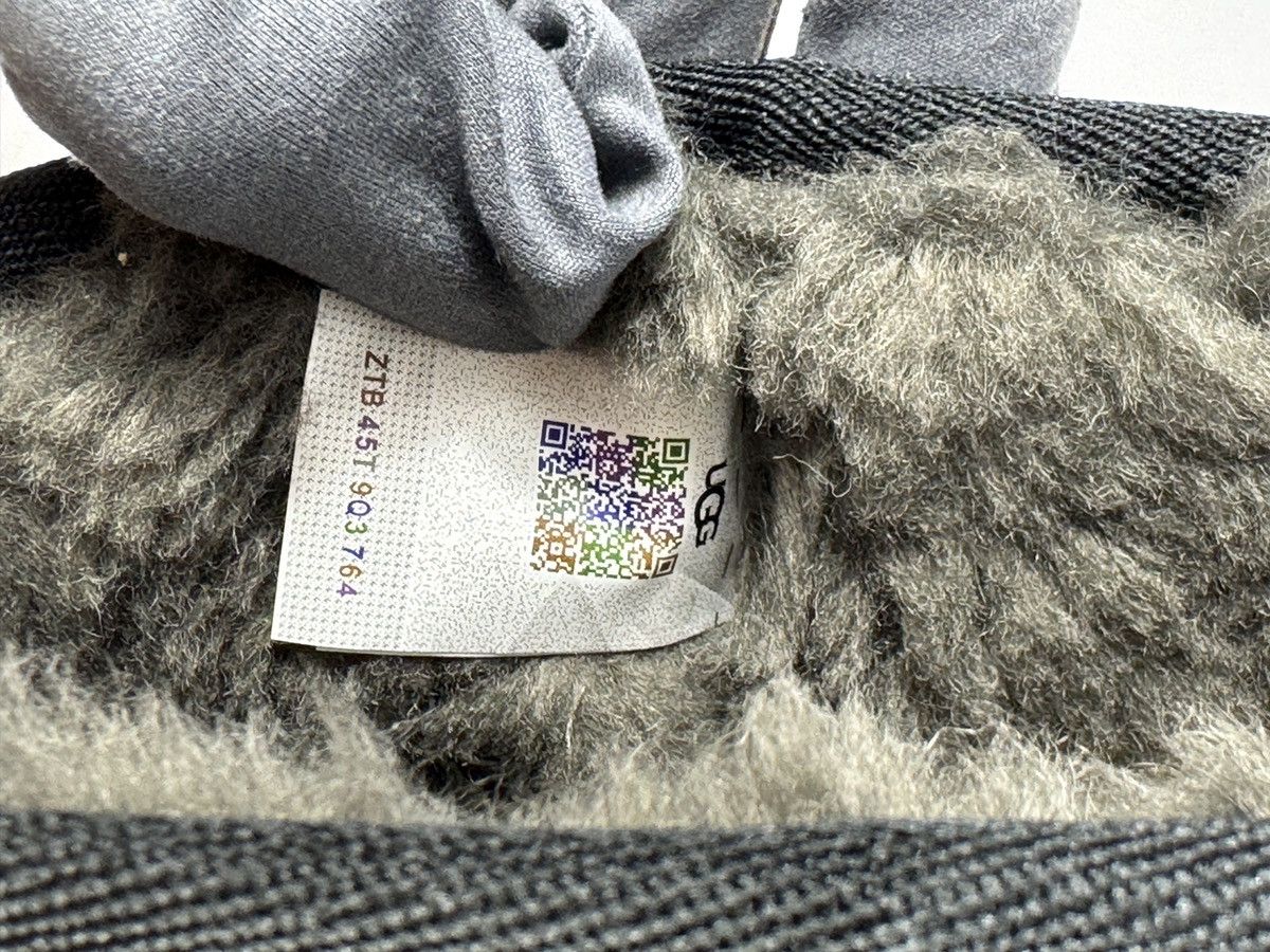 Palace × Ugg LOONEY TUNES UGGS Size US 10 / EU 43 - 7 Thumbnail