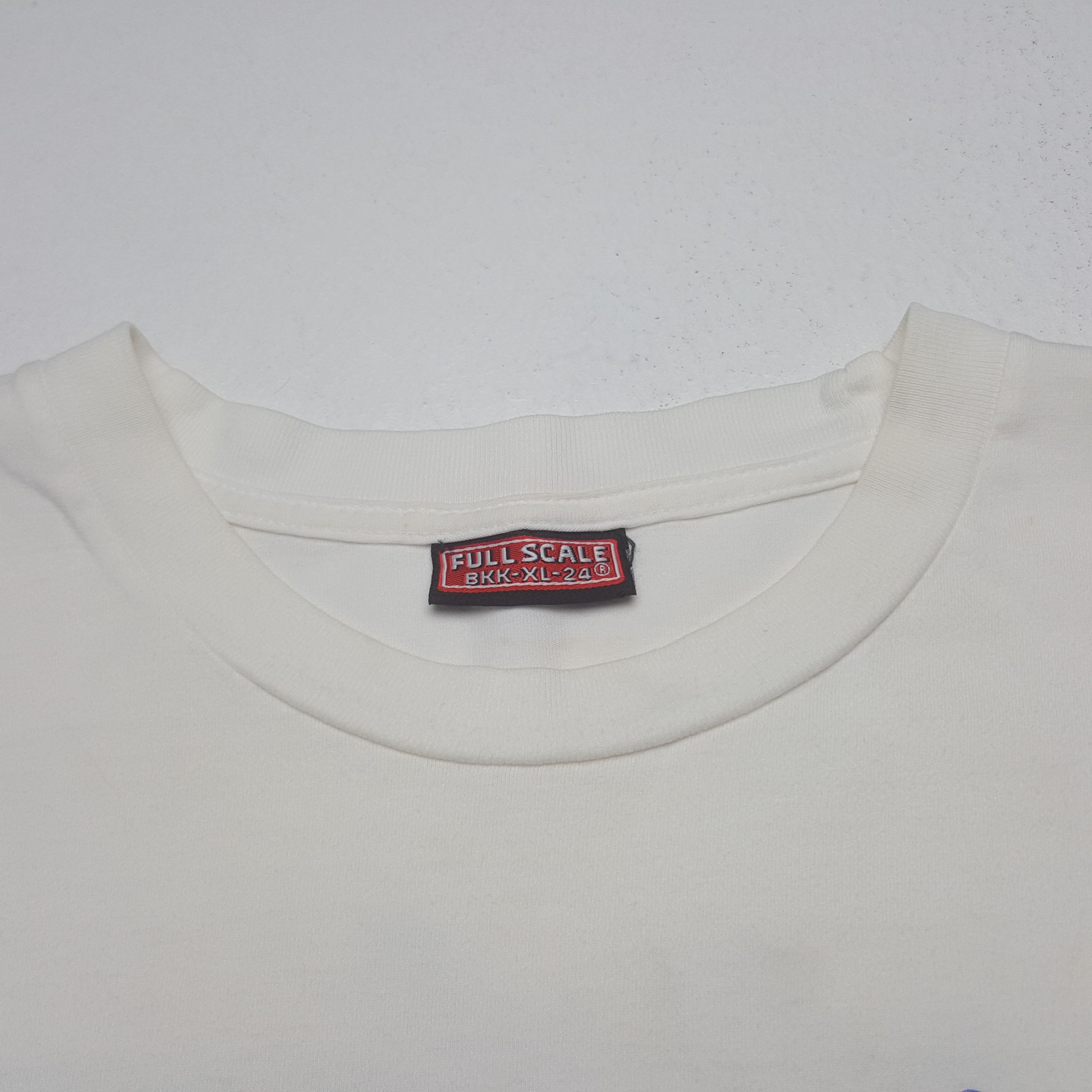 Vintage Vintage Skyline GTR Racing Supercar Tshirt C319N59 Size US L / EU 52-54 / 3 - 5 Thumbnail