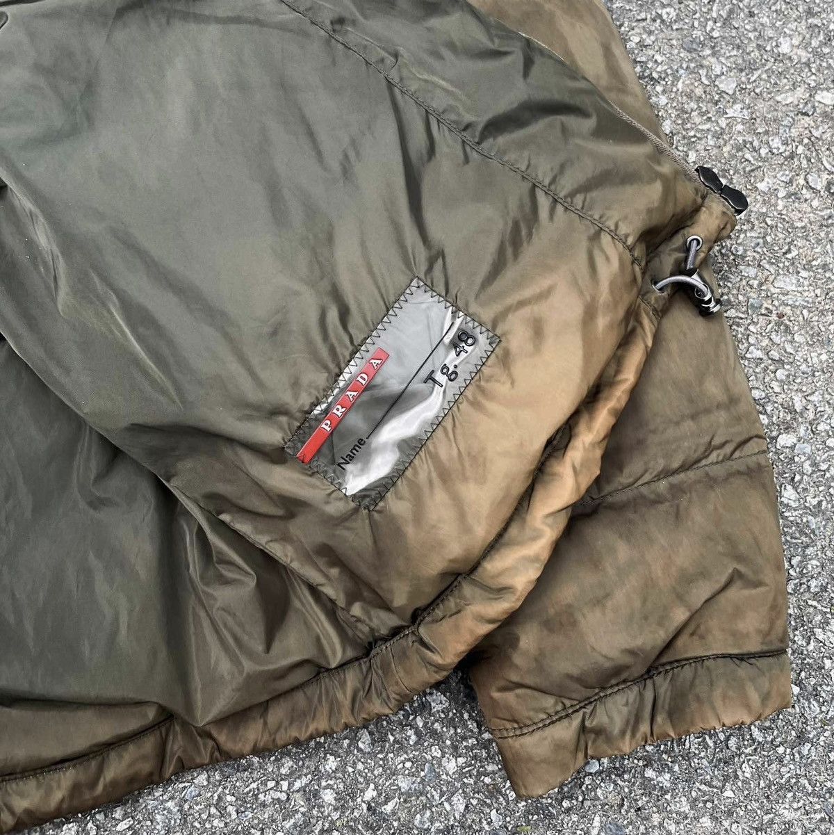 Prada 2011 PRADA down puffer jacket archive nylon boxy Size US M / EU 48-50 / 2 - 9 Thumbnail