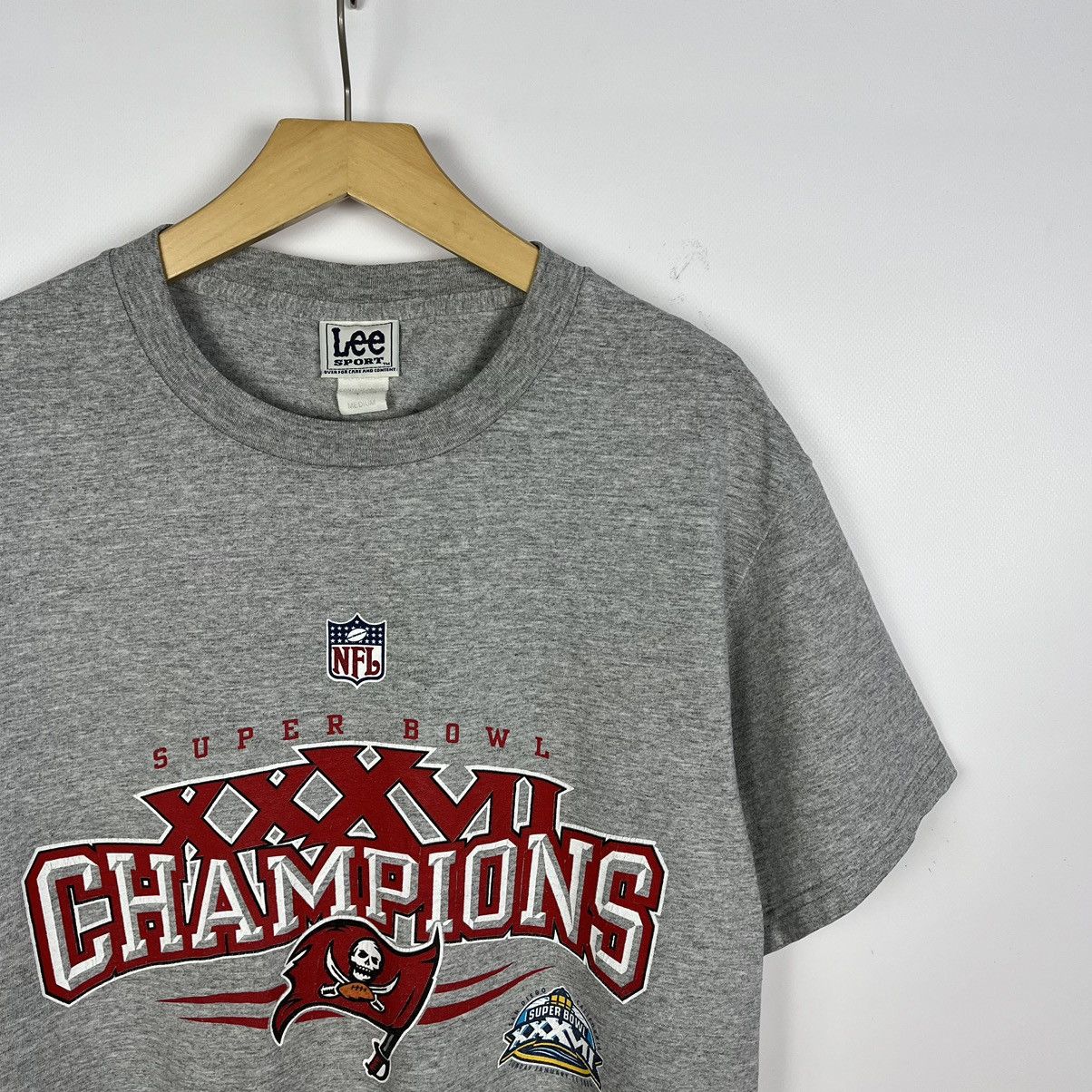 Lee Vintage NFL Tampa Bay Buccaneers LEE Super Bowl tee 2003 Size US M / EU 48-50 / 2 - 2 Thumbnail