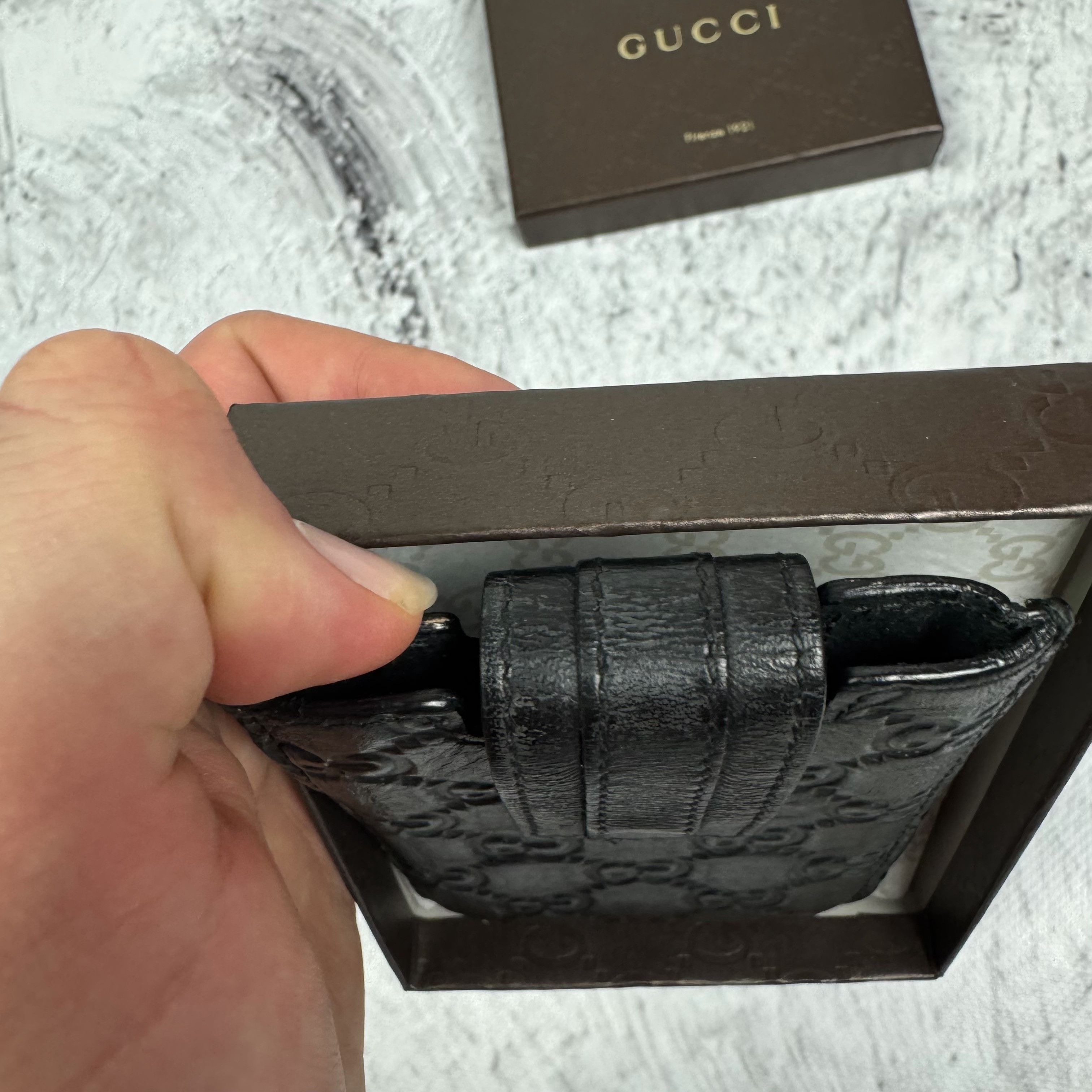 Gucci Gucci Core Black Leather Monogram Embossed Cell Phone Case Size ONE SIZE - 11 Thumbnail