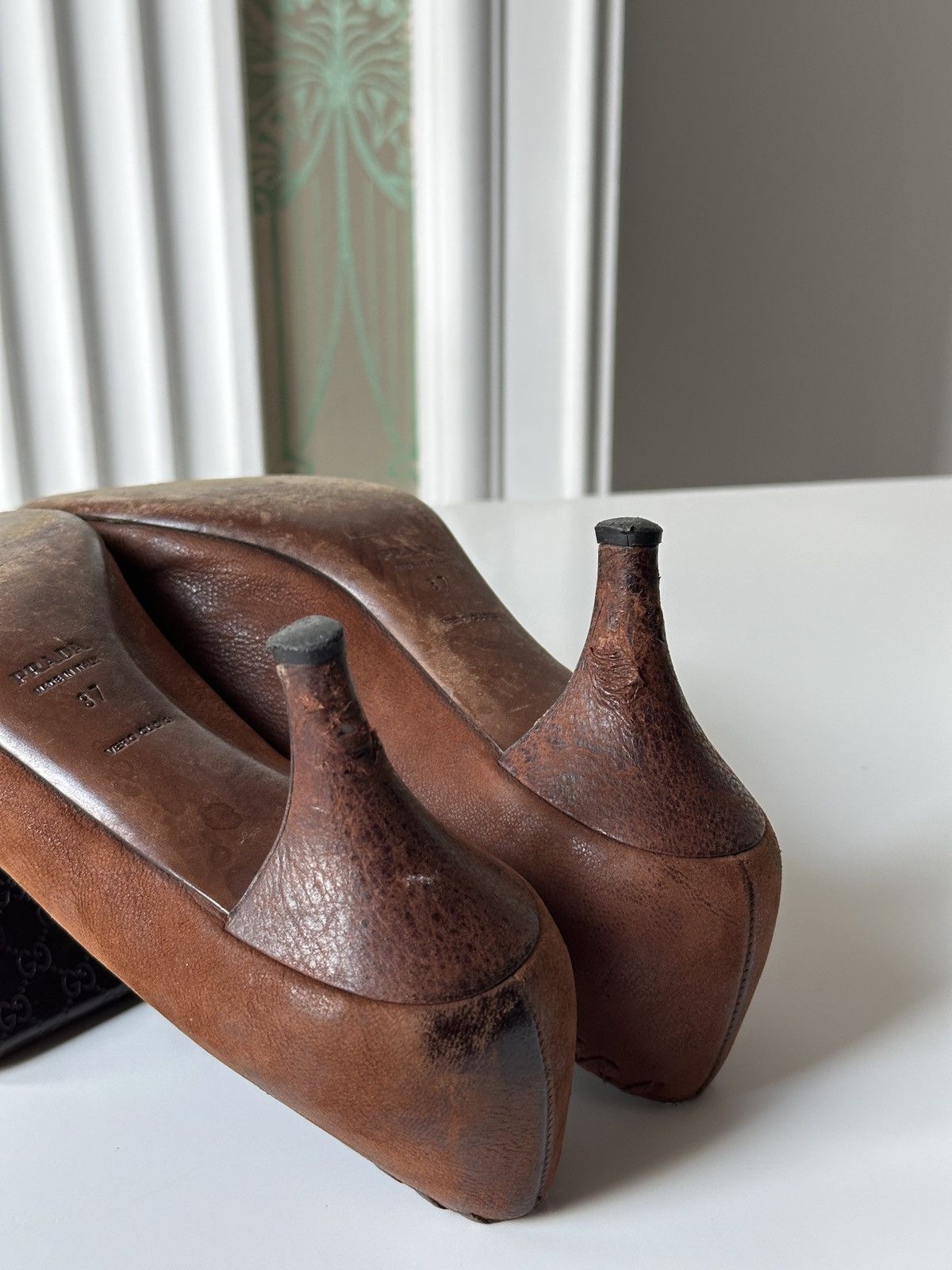 Prada PRADA Kitten Heels Grunge Brown Leather size 37 / US 7 Y2K Size US 7 / IT 37 - 11 Thumbnail