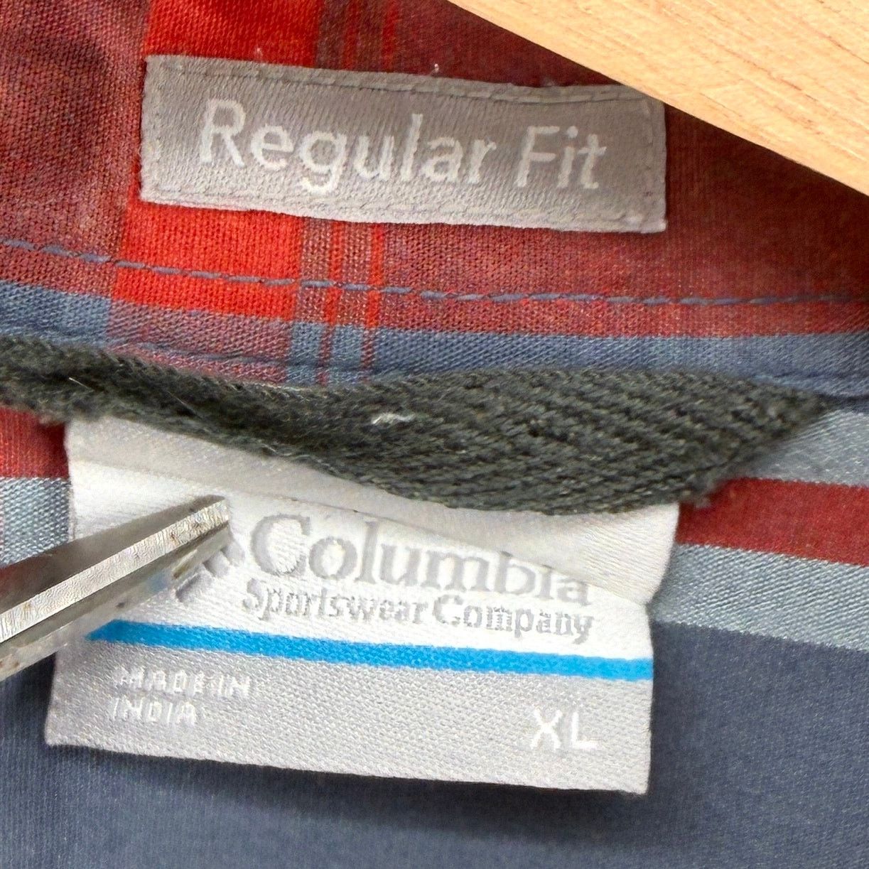 Columbia Red Plaid Gorpcore Utility Short Sleeve Button Down Shirt Size US XL / EU 56 / 4 - 5 Thumbnail