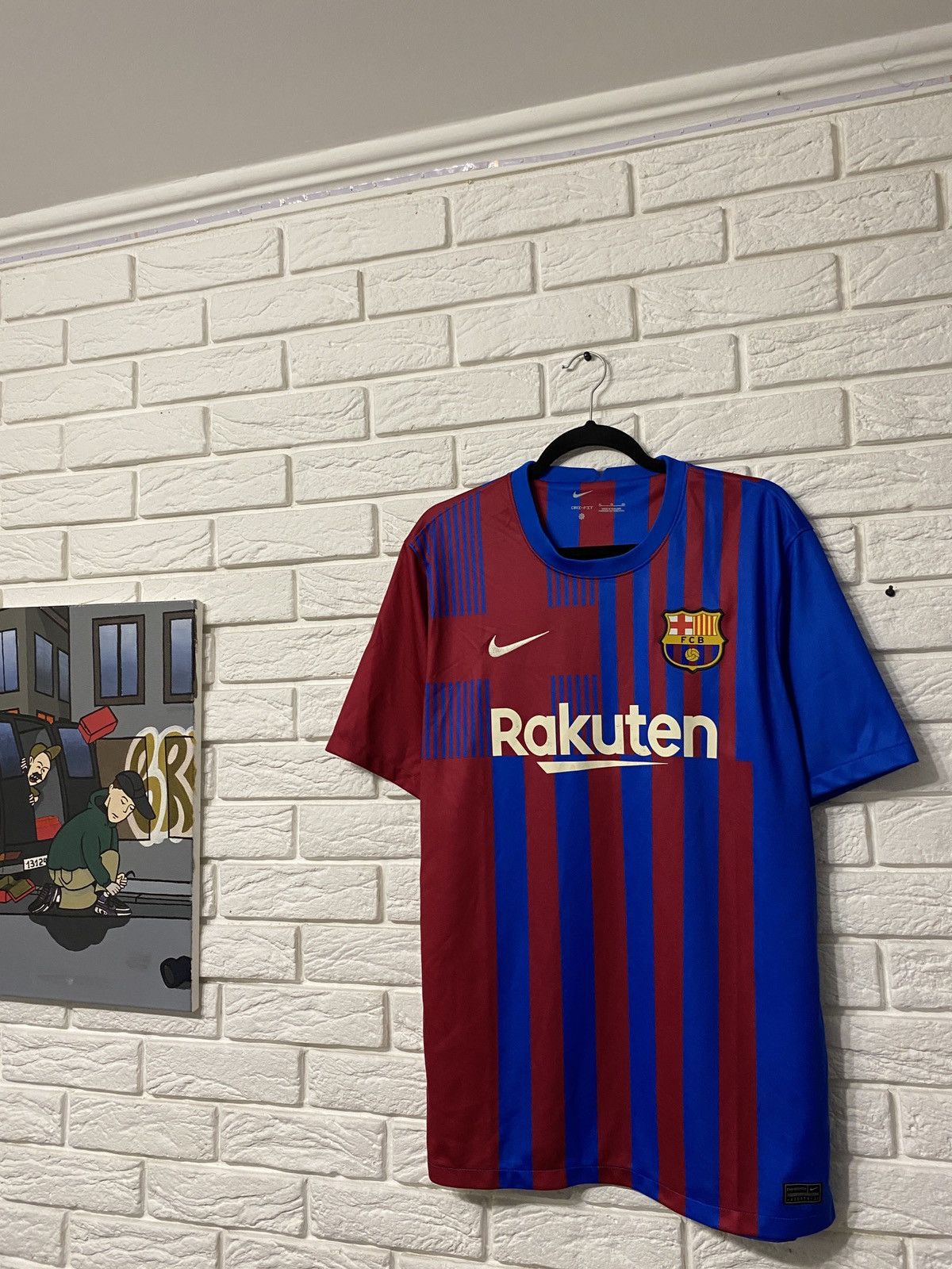 Vintage FC Barcelona Ronaldinho 2022/23 x 2003/04 Nike Home Jersey Size US XL / EU 56 / 4 - 1 Thumbnail