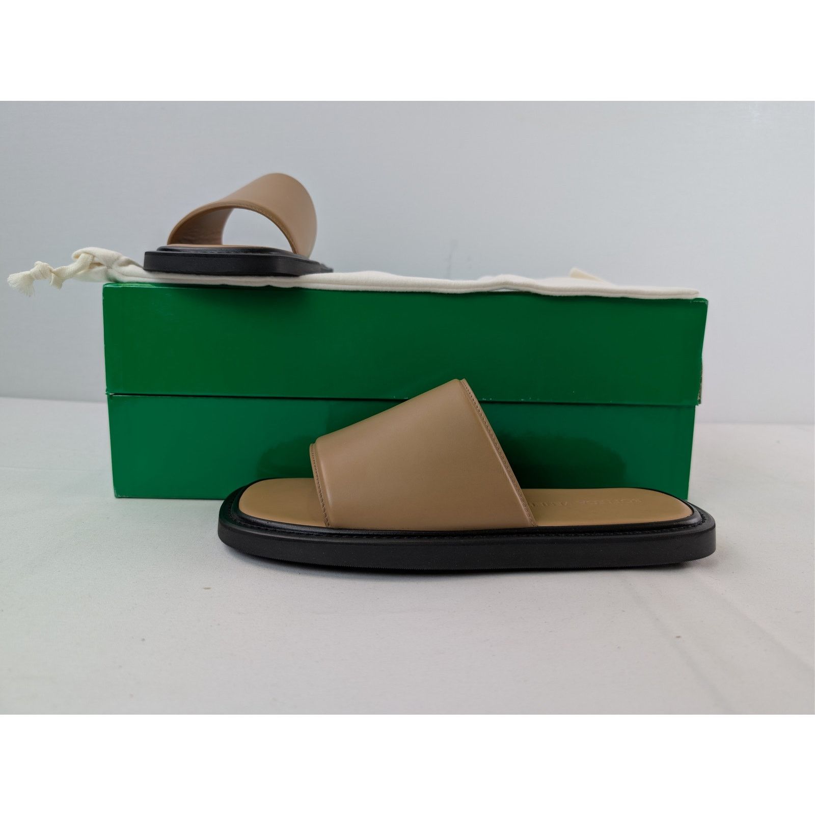 Bottega Veneta o1rshd1 Vienna Calf Leather Slides Slipper in Camel Size US 6 / EU 39 - 17 Thumbnail