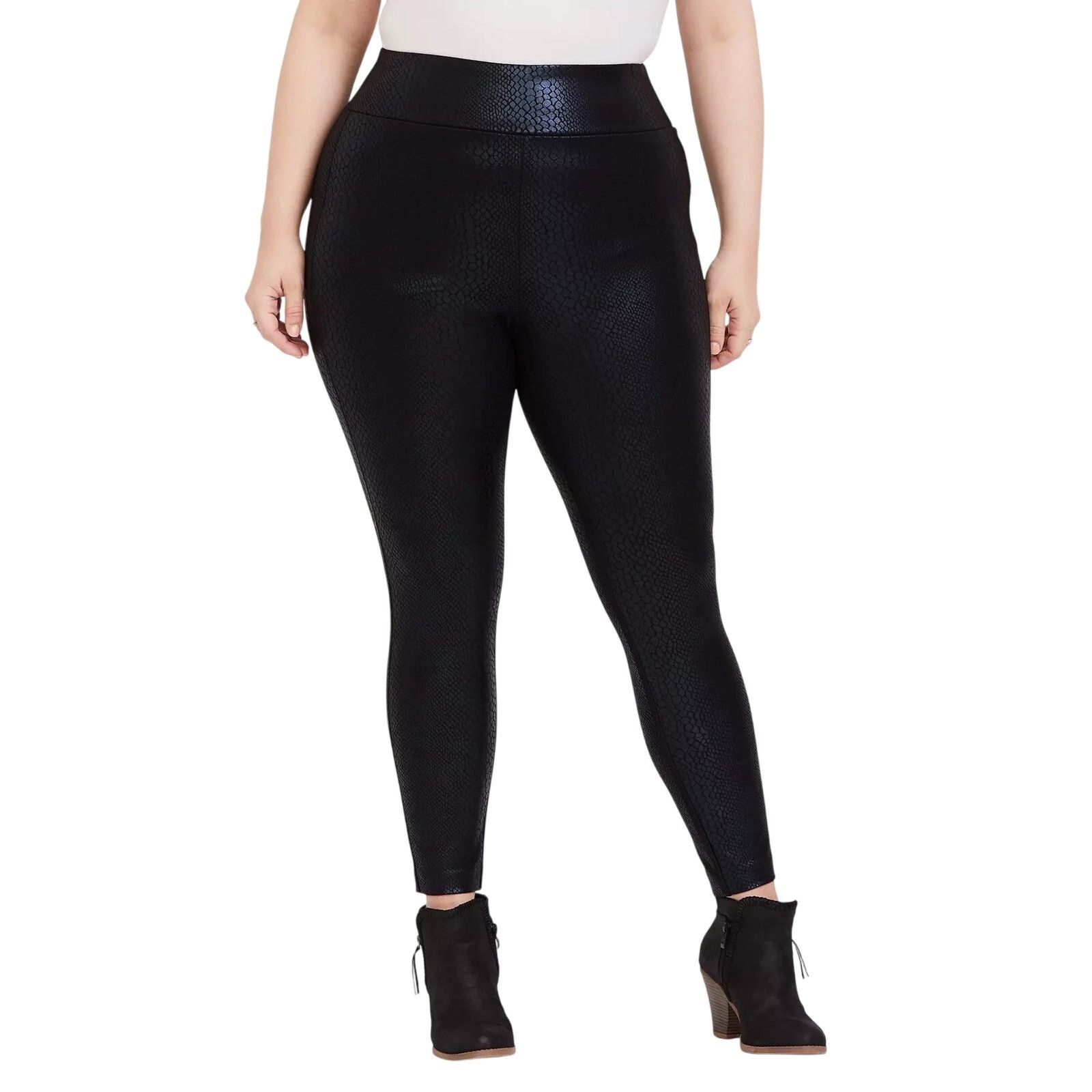 Torrid NWT Torrid Snake Print Pants Plus 3 3X Pull on High-Rise Size 42" / US 20 - 1 Thumbnail