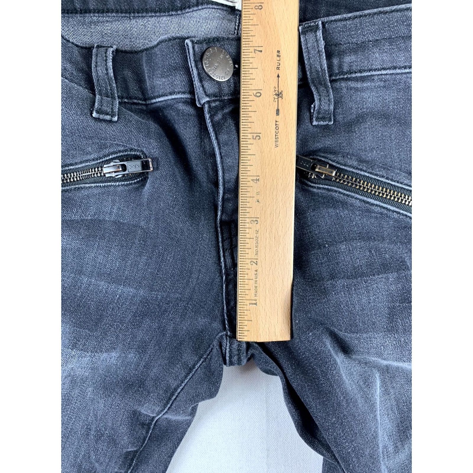 Vintage CURRENT ELLIOTT JEANS THE SOHO ZIP STILETTO WOMENS SIZE 24 BLACK ZIPPER BUTTONS POCKETS DENIM SKINNY 26 INSEAM REGULAR CARE: READY TO WEAR Size 42" / US 20 - 5 Thumbnail