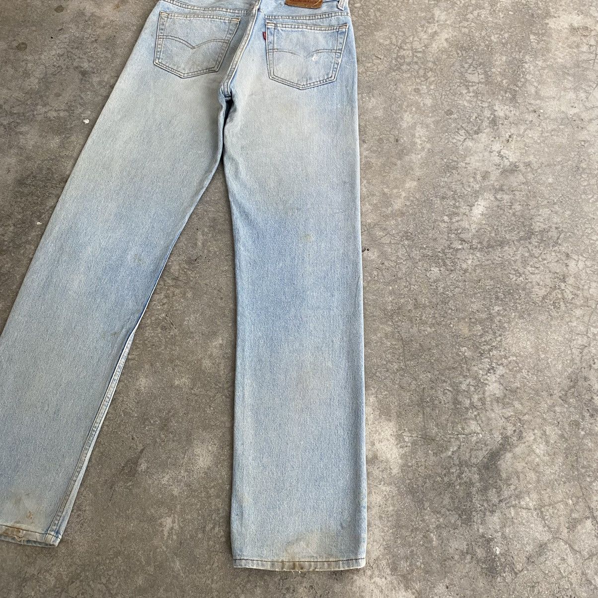 Levi's Vintage 1990 Levis 501 Light Blue Mud Jeans Size US 31 - 18 Thumbnail