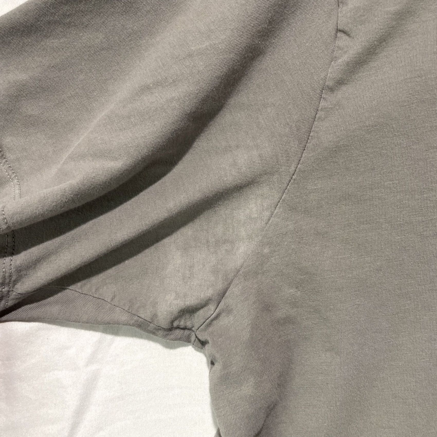 Patagonia Patagonia Shirt Mens Large Regular Fit Short Sleeve Outdoor Bear Logo Gray Flaws Size US L / EU 52-54 / 3 - 6 Thumbnail