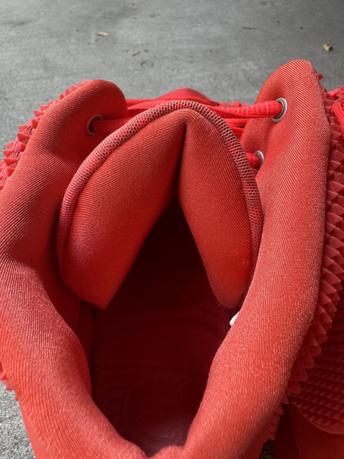 Kanye West NIKE AIR YEEZY 2 RED OCTOBER SIZE 14 Size US 14 / EU 47 - 17 Thumbnail