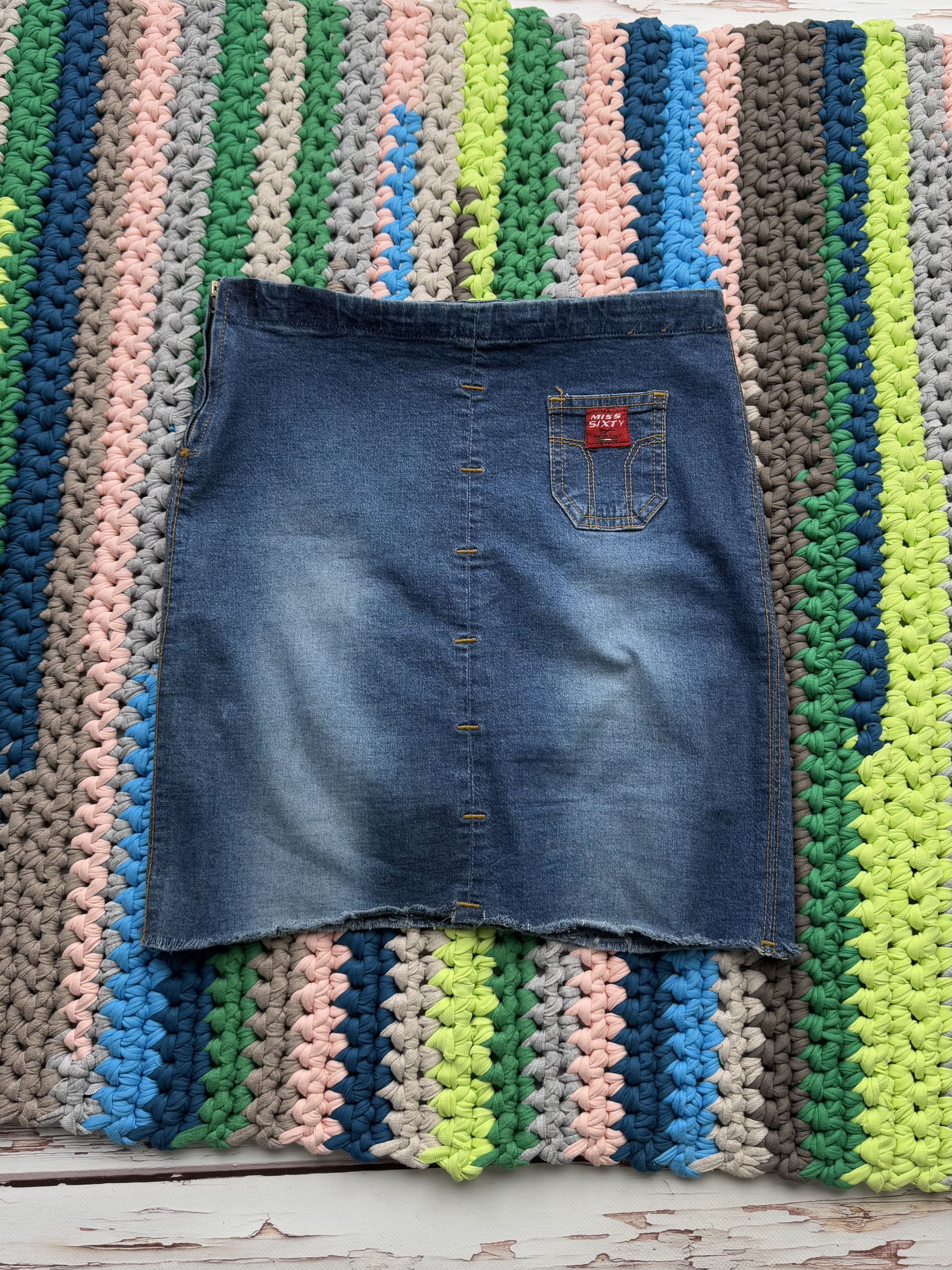 Miss Sixty Miss Sixty Vintage Skirt (V205)(D10) Size 25" / US 0 / IT 36 - 2 Thumbnail