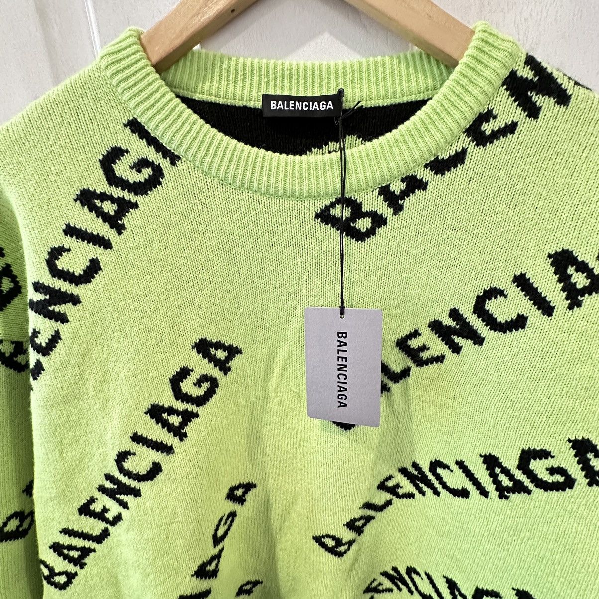 Balenciaga Balenciaga Allover Logo Knit Size US L / EU 52-54 / 3 - 7 Thumbnail