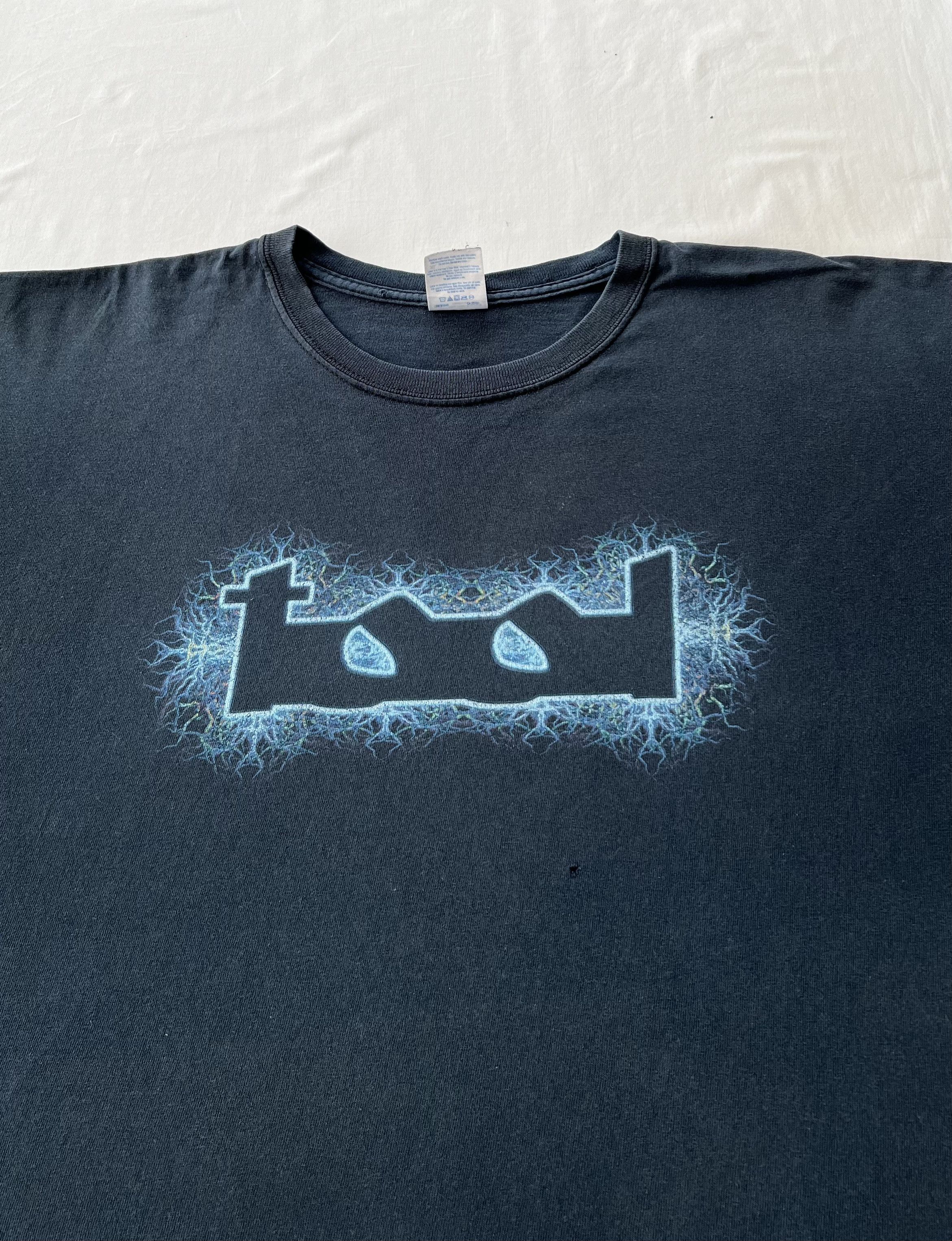 Band Tees Vintage 2000s Tool Lateralus Nerve Endings Thrashed T-shirt Size US XL / EU 56 / 4 - 6 Thumbnail