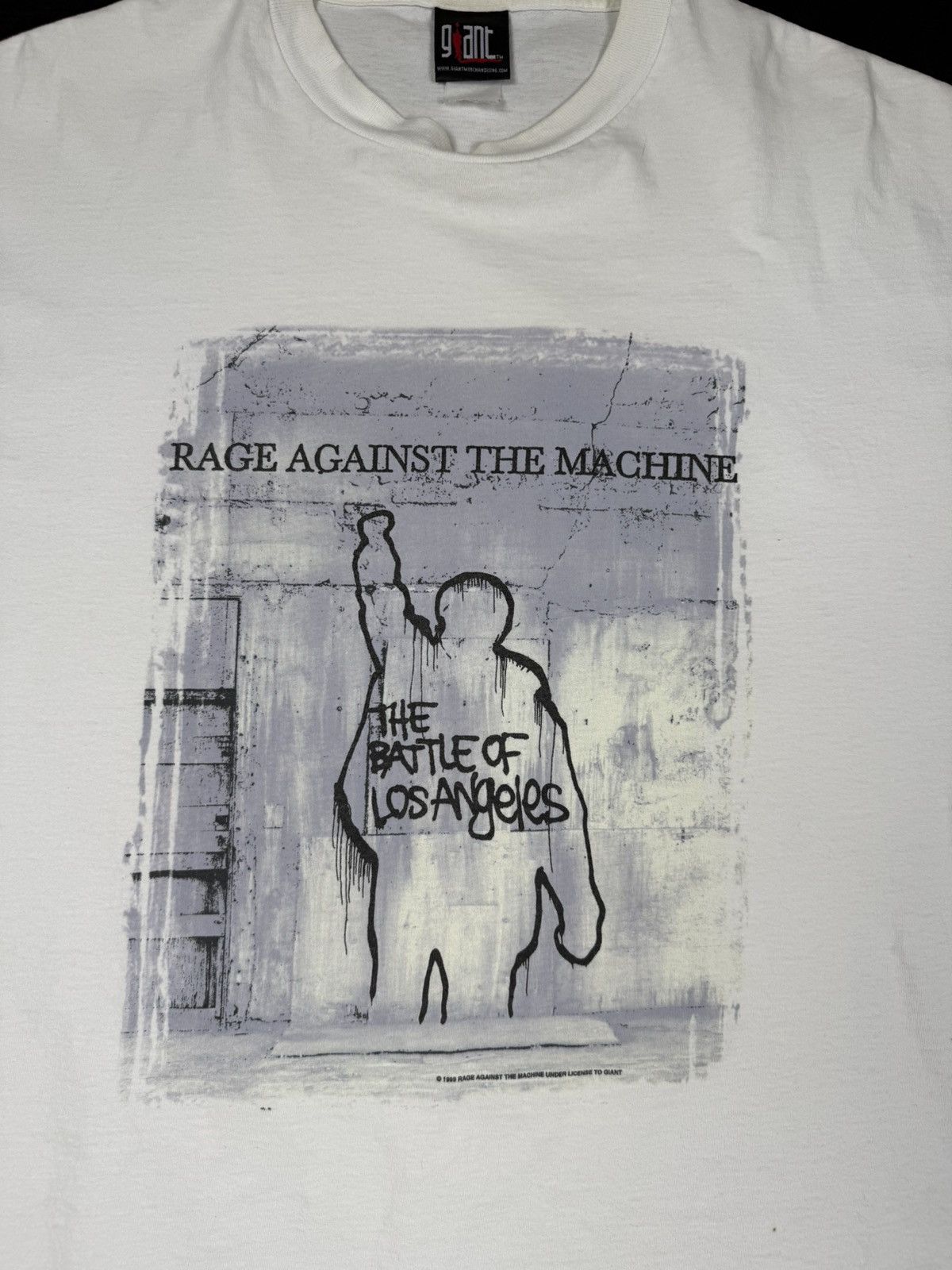 Band Tees × Vintage Rage Against the Machine “The Battle of Los Angeles” Tee Size US XL / EU 56 / 4 - 2 Thumbnail