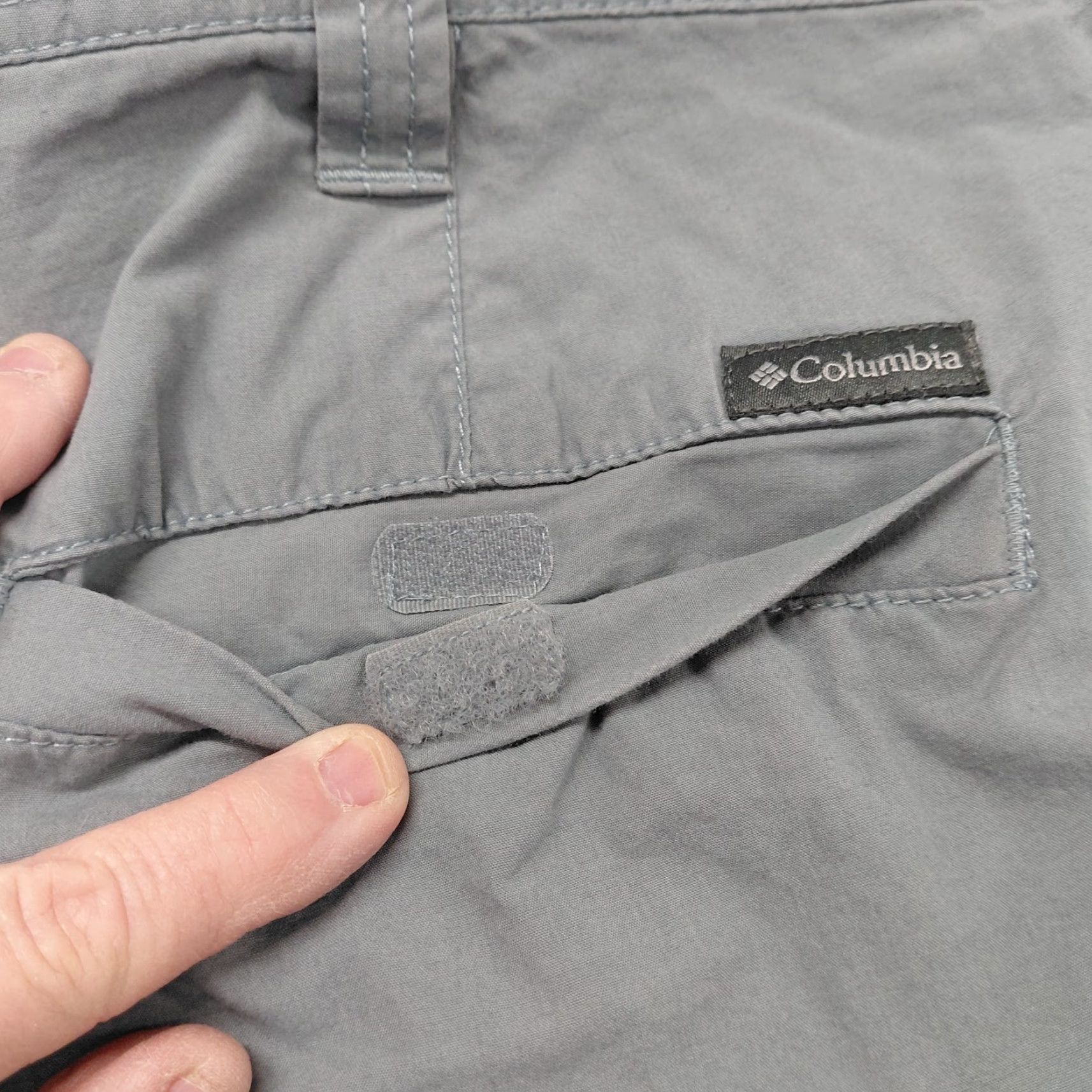 Vintage Columbia Chino Shorts Men's 38W Gray 10" Inseam Pockets Outdoor Hiking Casual Regular Fit XS? Size US 38 / EU 54 - 4 Thumbnail