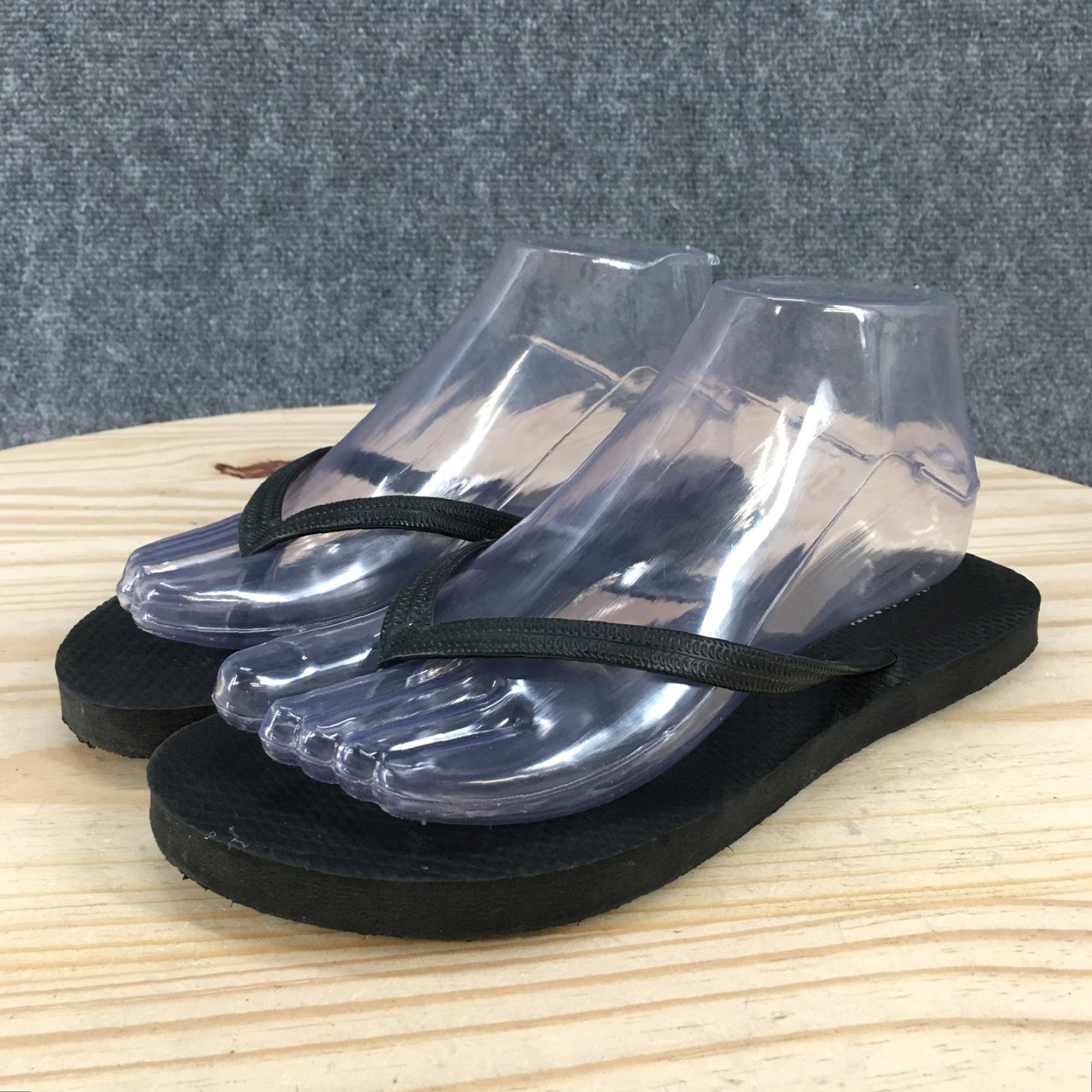Old Navy Old Navy Sandals Womens 7 Black Thong Flip Flop Toe Post Slip On Casual Beach Size US 7 / IT 37 - 4 Thumbnail