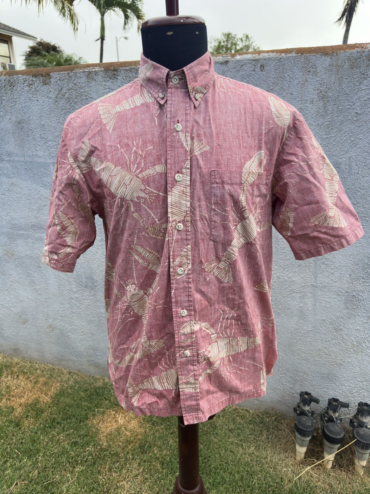 Kahala PreOwned Kahala Hawaiian Print Pink Full Button Men's Medium Size US M / EU 48-50 / 2 - 1 Thumbnail