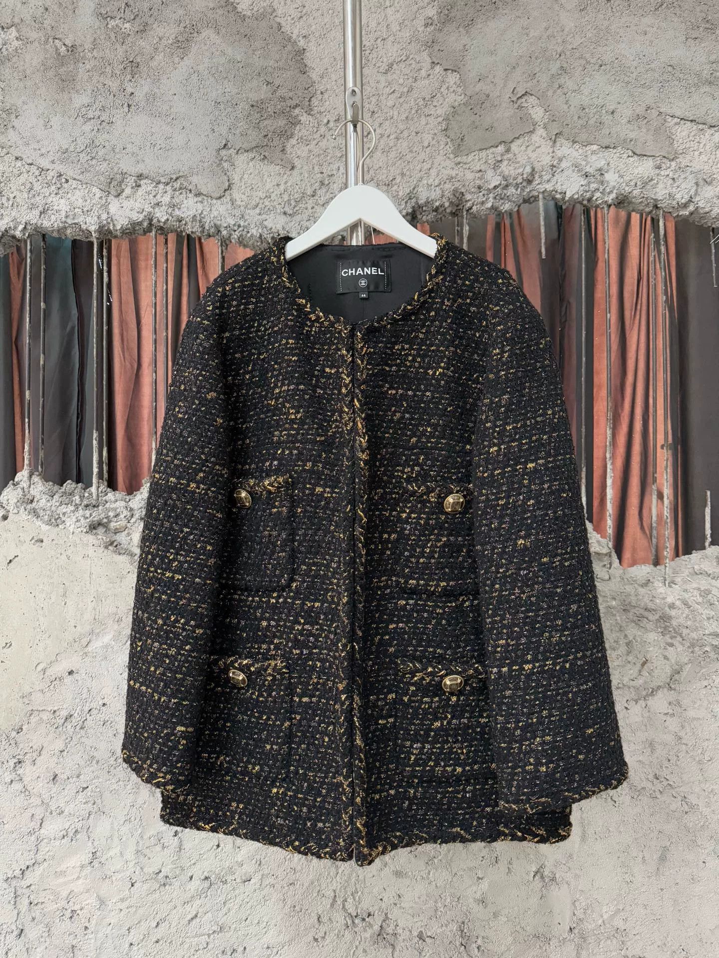 Chanel rare black gold Egyptian jacket Size L / US 10 / IT 46 - 1 Thumbnail