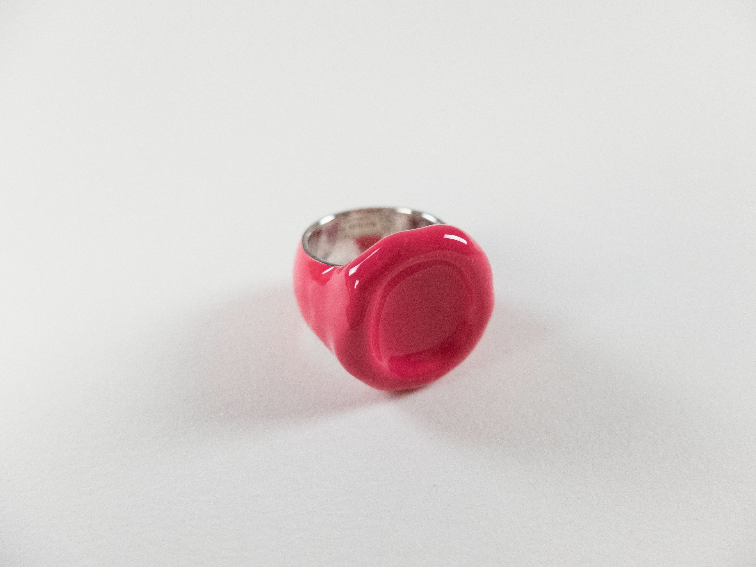 BOTTEGA VENETA Seal pink & Sterling silver stamp ring 7 15 q