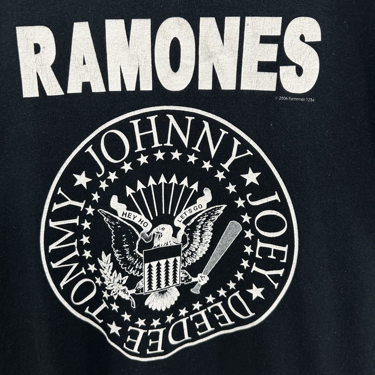 Band Tees Vintage 00s Ramones Hey Ho Lets Go Rock band hype y2k og Size US M / EU 48-50 / 2 - 6 Thumbnail