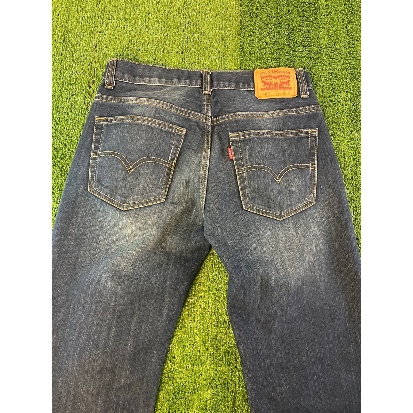 Levi's Levis 505 Regular Straight Jeans Womens Dark Wash 16R 28X28 Size 28" / US 6 / IT 42 - 8 Thumbnail