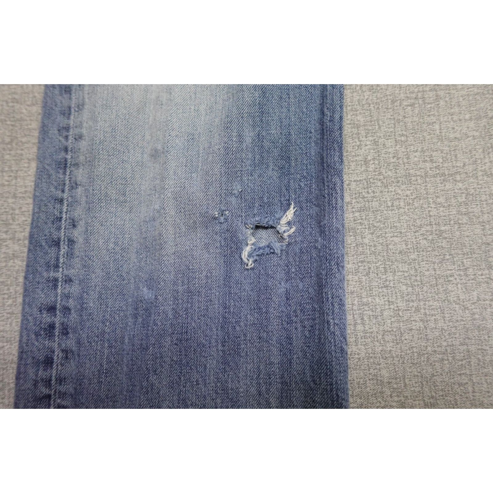 Levi's Levi's 514 Jeans Men 30x32 Blue Slim Straight Light Wash Denim Rancher Western Size US 30 / EU 46 - 4 Thumbnail