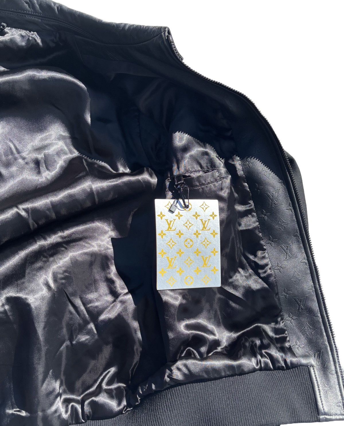 Louis Vuitton Louis Vuitton Embossed Leather Jacket Size US L / EU 52-54 / 3 - 5 Thumbnail