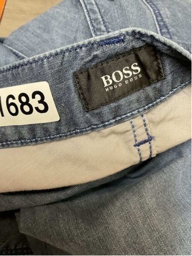 Hugo Boss Hugo Boss Maine3 Regular Fit Candiani Denim Men W34/L34 Size US 34 / EU 50 - 2 Thumbnail