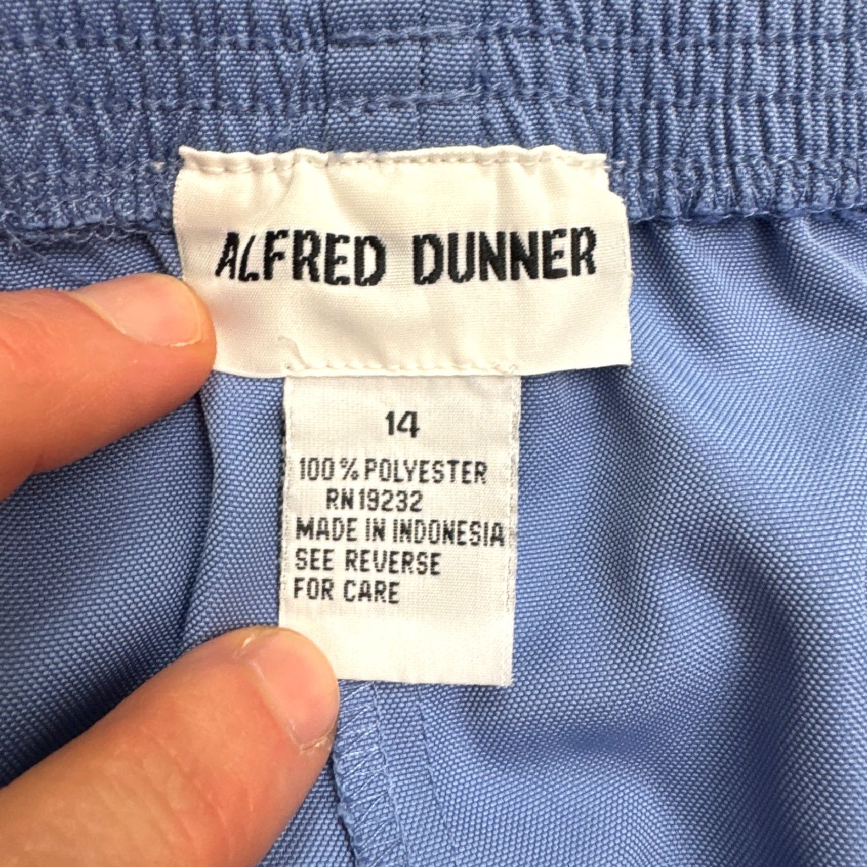 Vintage Alfred Dunner Classic Fit Cropped Pants Womens 14 Blue 30x24 Card Secured Pull On, Infinity? Size 30" / US 8 / IT 44 - 6 Thumbnail
