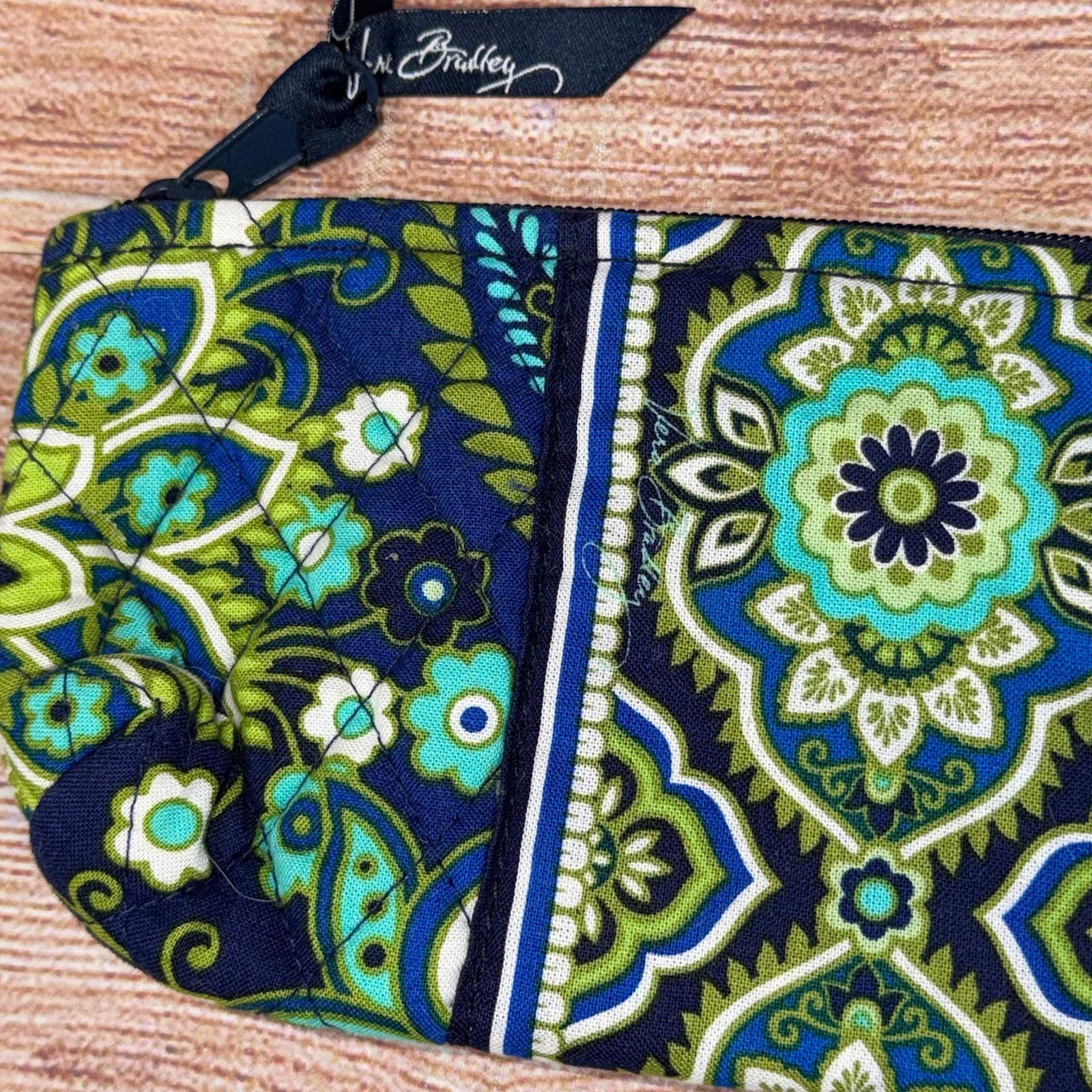 Other Vera Bradley Quilted Cosmetic Bag in Blue and Green Paisley Size ONE SIZE - 2 Thumbnail