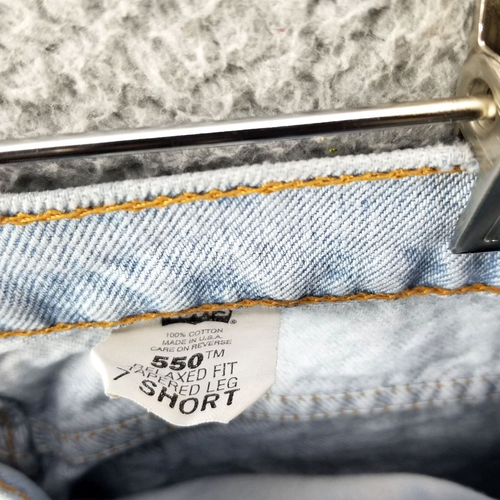 Levi's Vintage Levi’s 550 Relaxed Fit Tapered Leg Mom Jeans 26X26 Blue Denim Womens 1990s Grunge USA Short Size 26" / US 2 / IT 38 - 2 Thumbnail