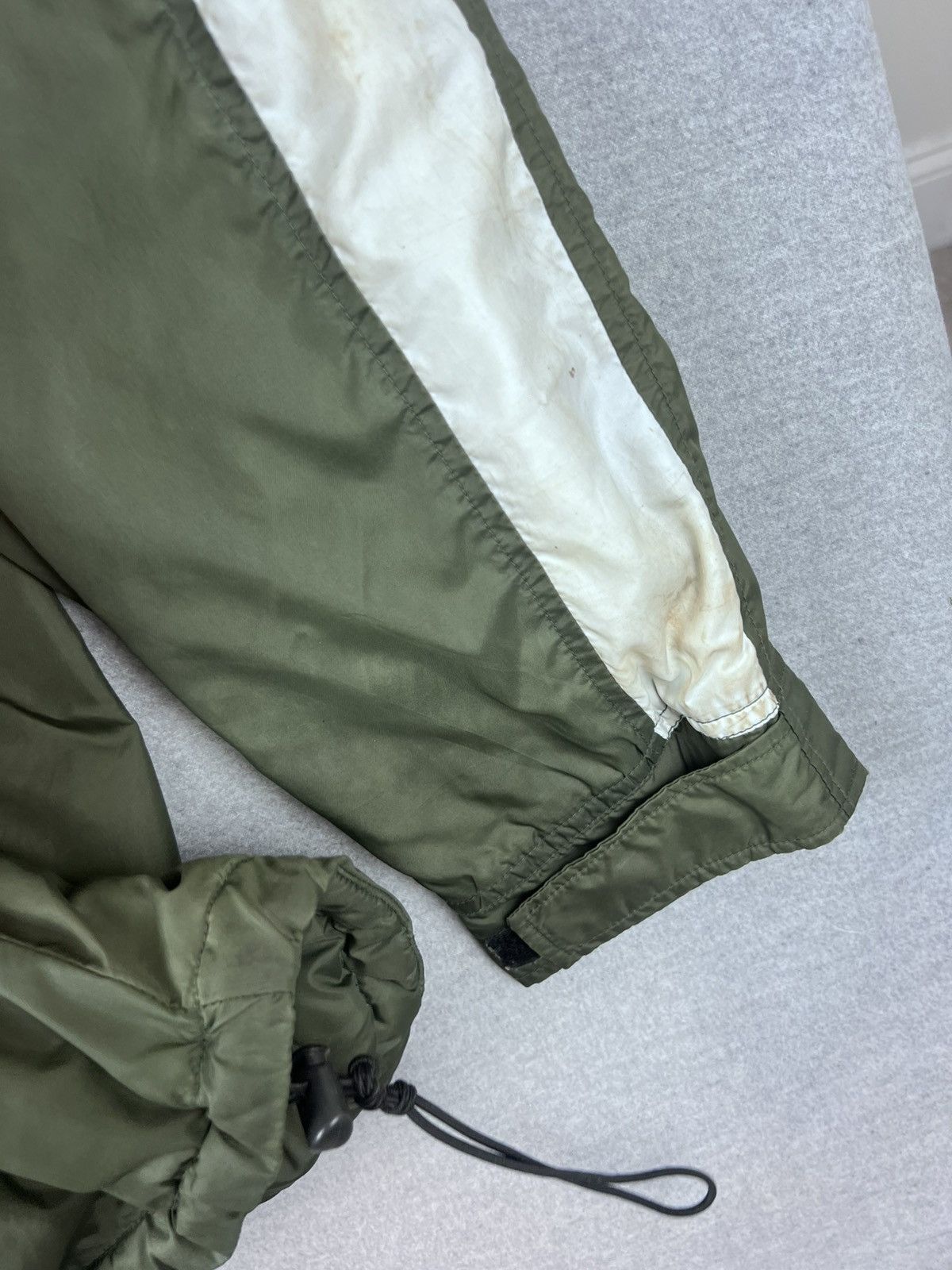 Nike Vintage 1990s Nike Long Forest Green Heavy Windbreaker XL Size US XL / EU 56 / 4 - 7 Thumbnail