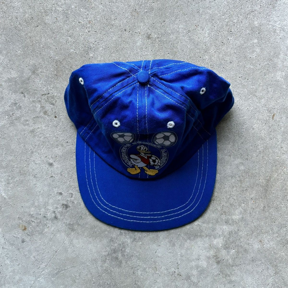 Disney × Mickey Mouse × Vintage vintage 90s MICKEY MOUSE WORLD Donald Duck Disney Soccer hat Size ONE SIZE - 5 Thumbnail