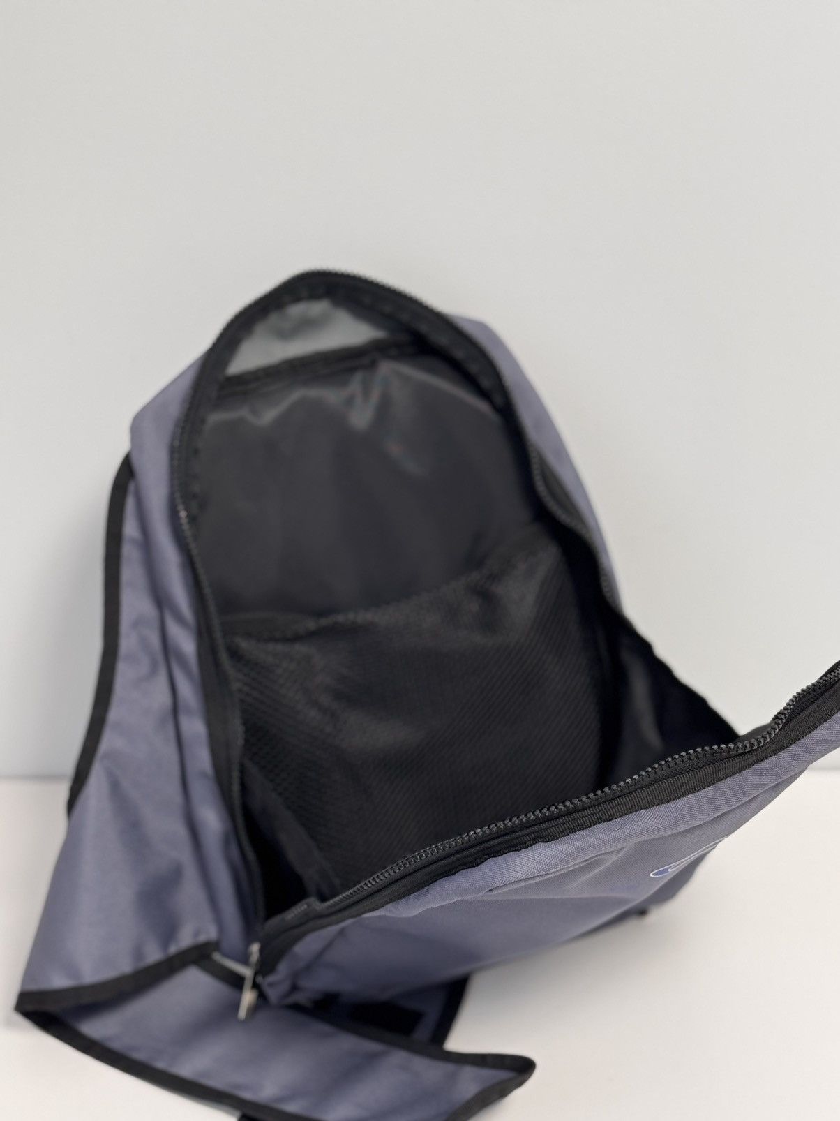 Vintage Oakley Vintage Bag Y2K style hype Size ONE SIZE - 9 Thumbnail