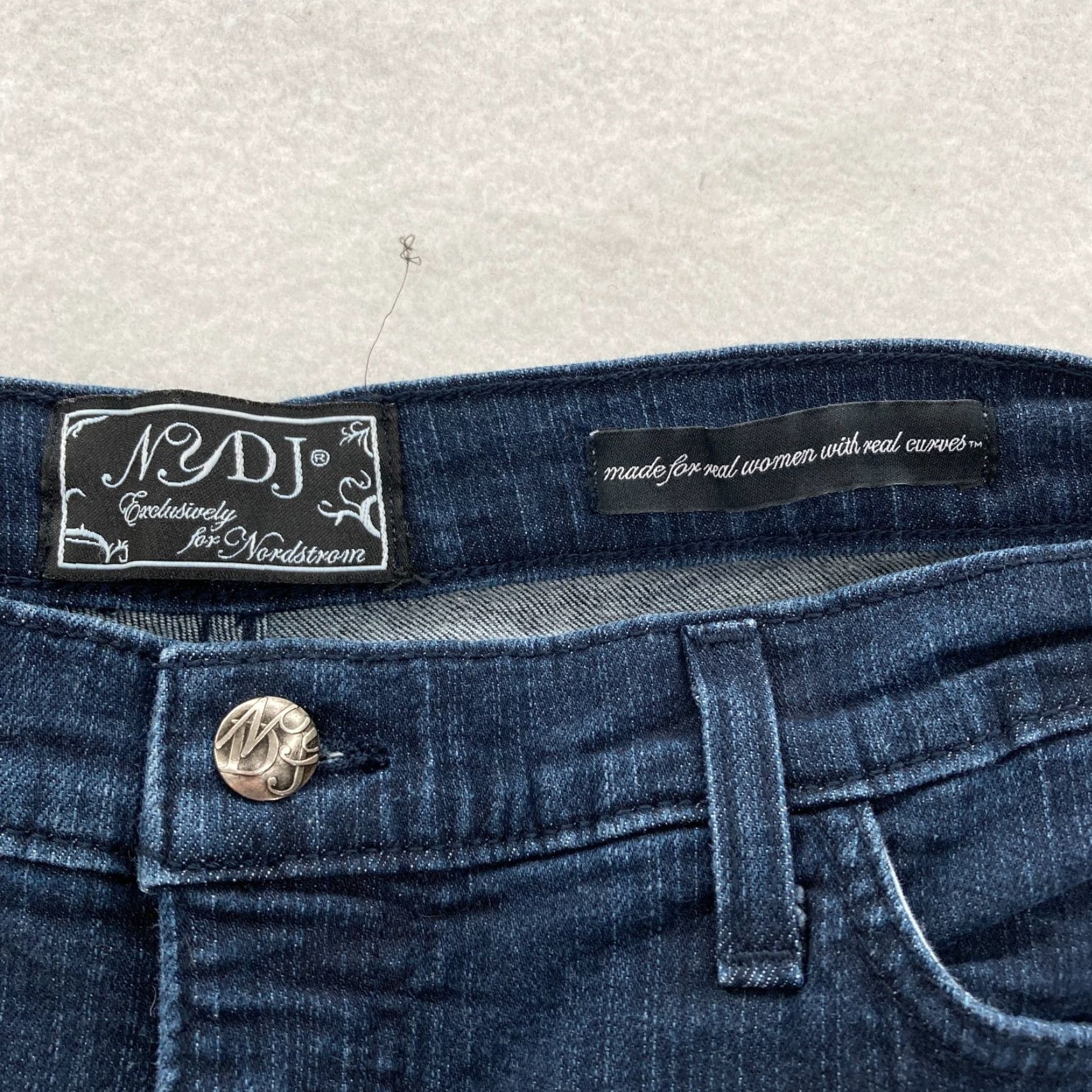 NYDJ NYDJ Bootcut Jeans Women's 16 Dark Blue Stretch Denim High Rise Comfort Regular Pocket City College Preppy Size 38" / US 16 / IT 52 - 4 Thumbnail