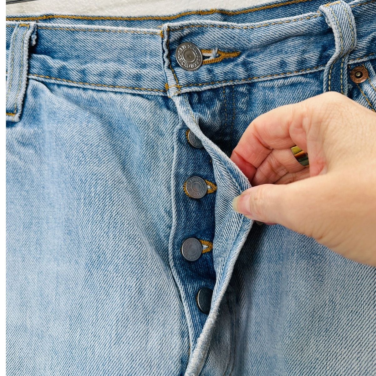 Levi's Levis 501 Light Blue Wash Button Fly Refurbished Shorts 36 Size 36" / US 14 / IT 50 - 6 Thumbnail