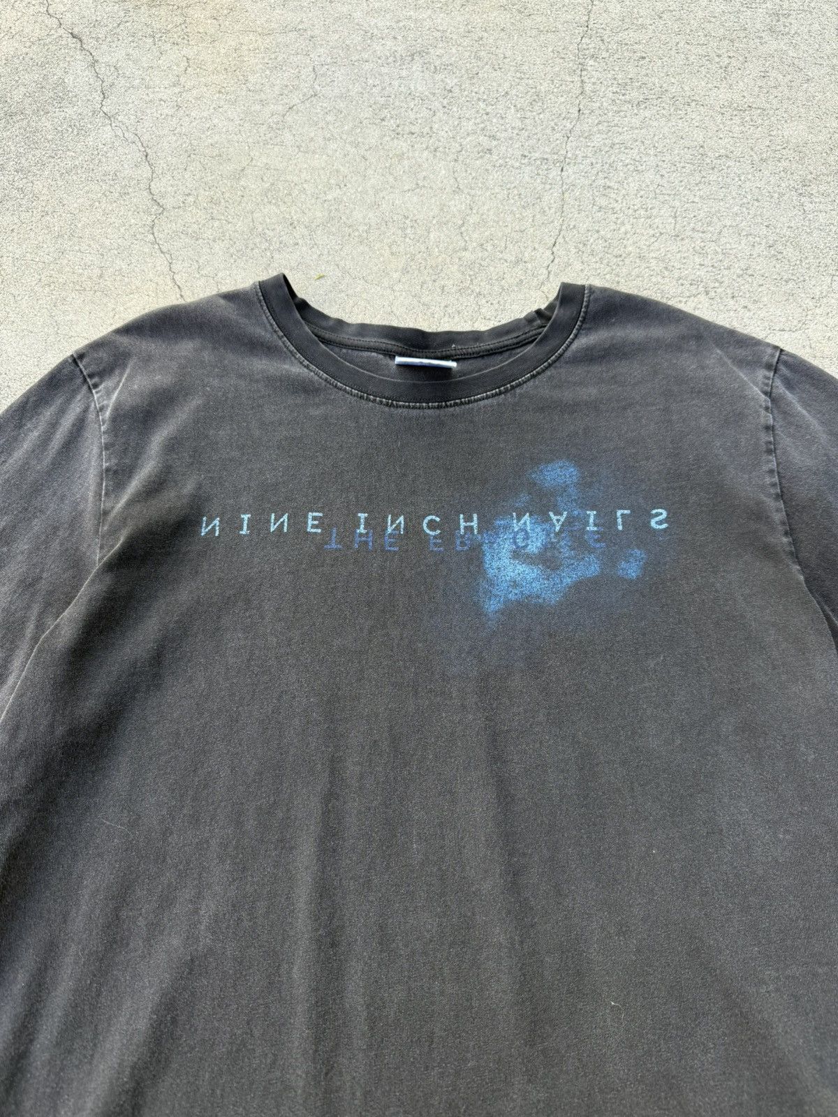 Vintage Vintage Nine Inch Nails Tee Size US L / EU 52-54 / 3 - 2 Thumbnail