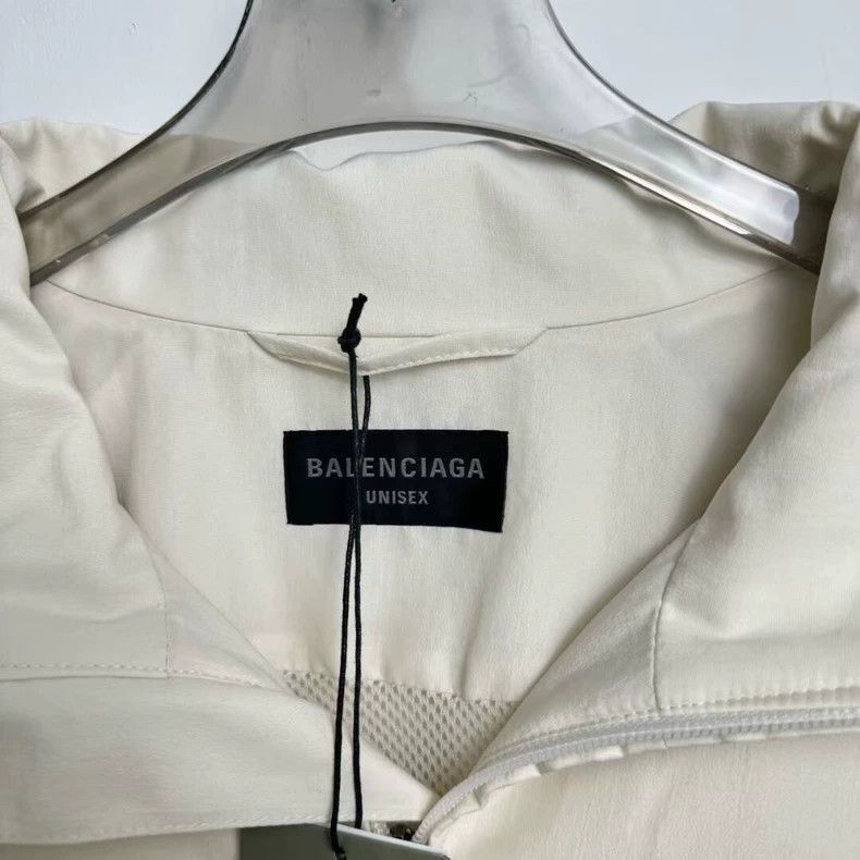 Balenciaga balenciaga white color block jacket Size US L / EU 52-54 / 3 - 2 Thumbnail