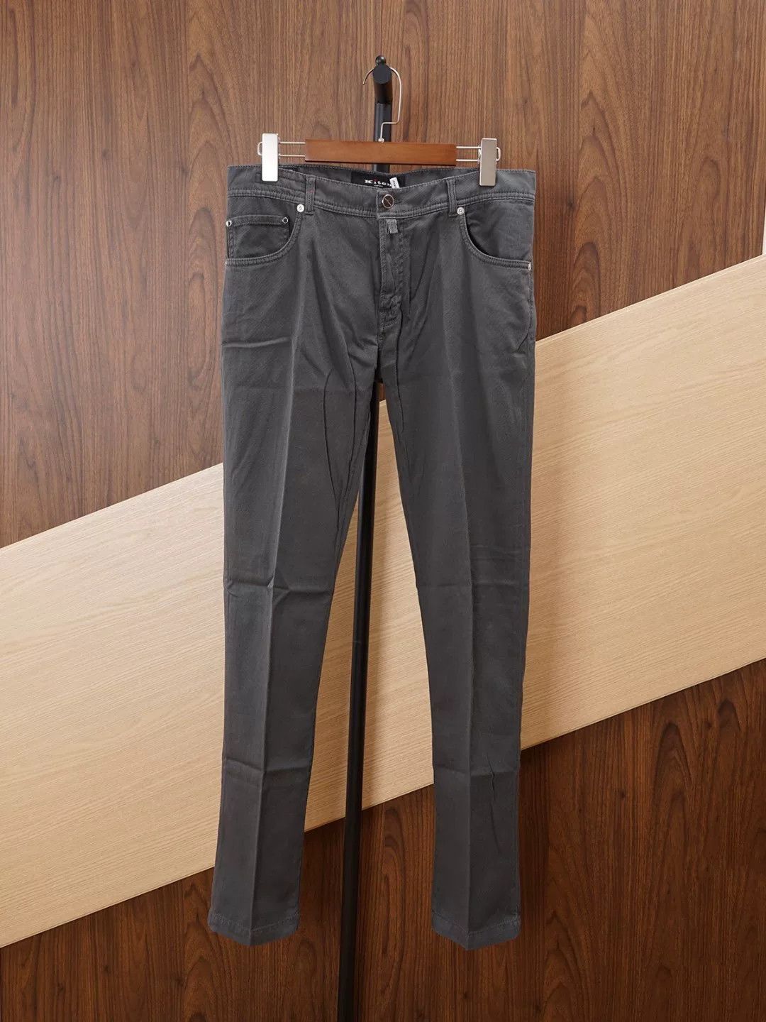Kiton Kiton Casual Pants for Men Size US 32 / EU 48 - 1 Thumbnail